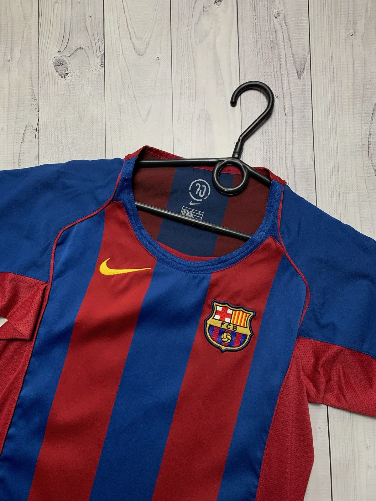 Nike × Vintage Vintage Nike Barcelona soccer jersey size Xs logo Size US XS / EU 42 / 0 - 2 Thumbnail