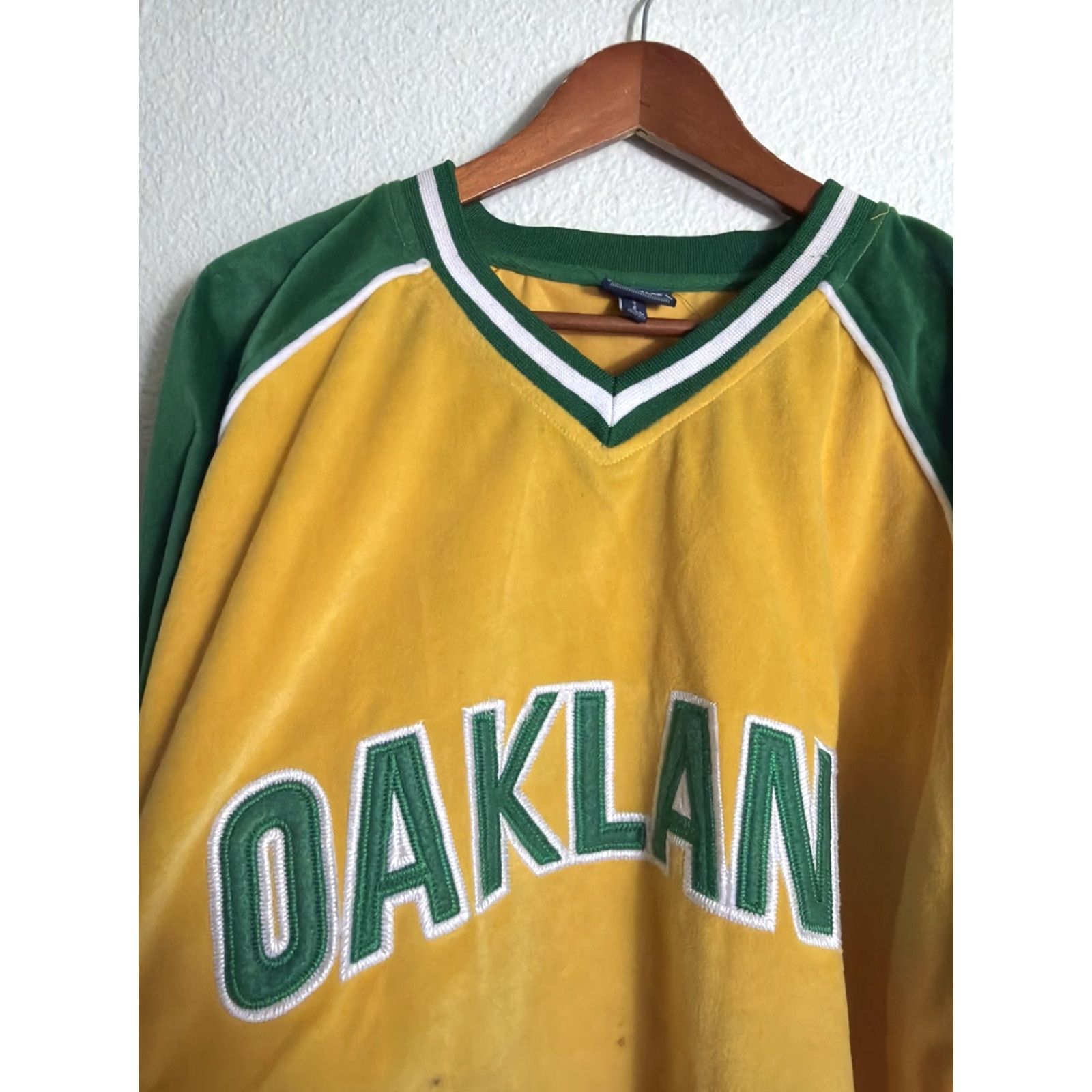 Vintage VINTAGE Y2K Men’s 3XL Pullover Oakland Long Sleeve Sweatshirt Green Yellow Hyphy Shirt Mens Size US XXL / EU 58 / 5 - 5 Thumbnail