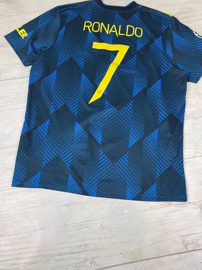 Adidas Manchester United 2021 2022 Ronaldo #7 Third Shirt Jersey Size US XL / EU 56 / 4 - 16 Thumbnail
