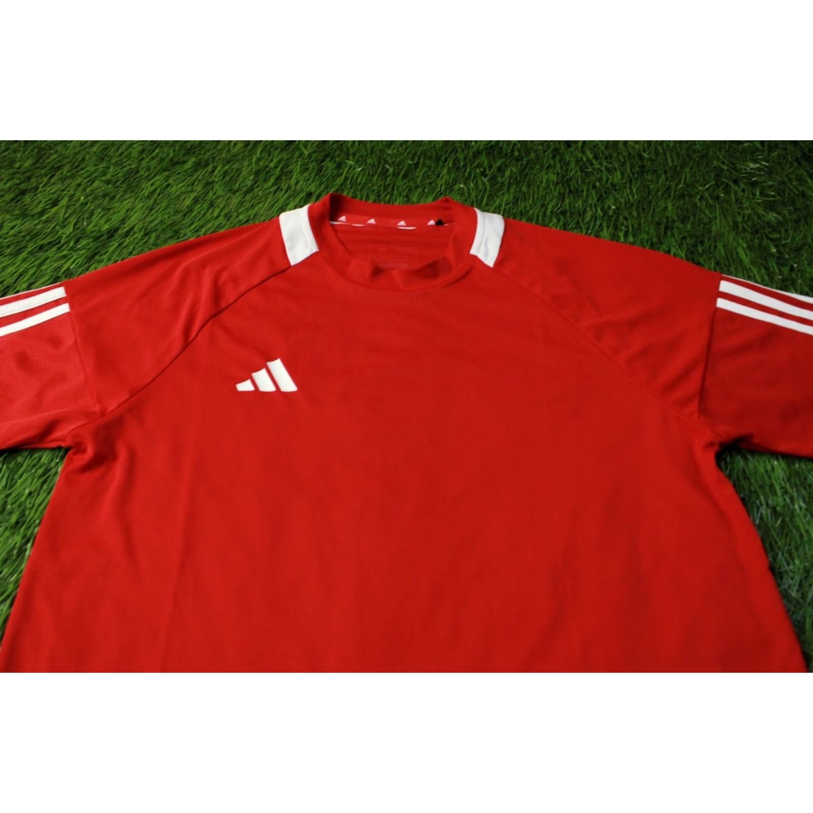 Adidas ADIDAS PERFORMANCE AEROREADY SERENO FOOTBALL SHIRT JERSEY M Red and White Mens T-Shirt 2024 Adidas Sereno Football Size US M / EU 48-50 / 2 - 2 Thumbnail