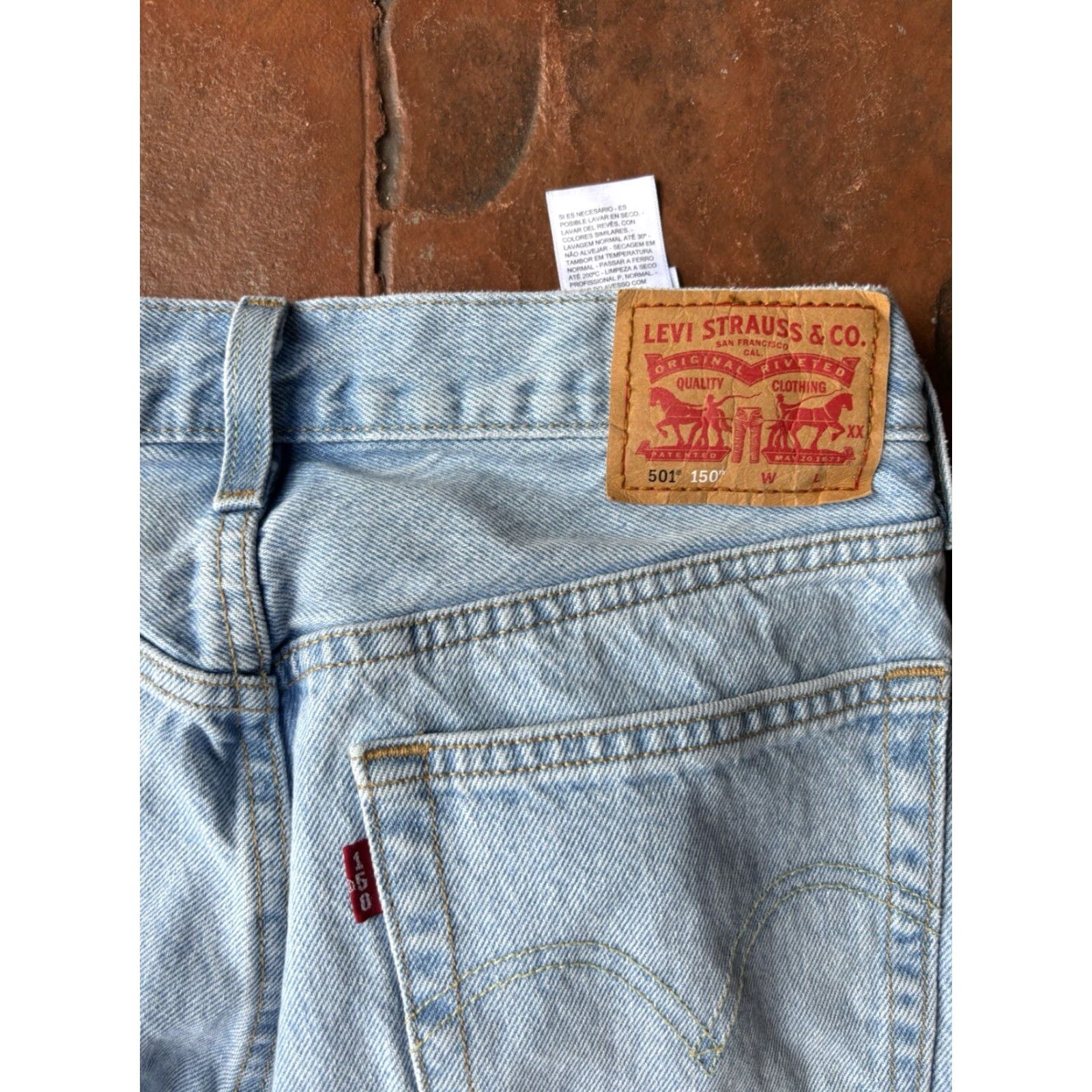 Levi's VINTAGE Levi's 501 Jeans Womens 27x30 Floral Patch 150th Anniversary Blue Denim Size 27" / US 4 / IT 40 - 4 Thumbnail