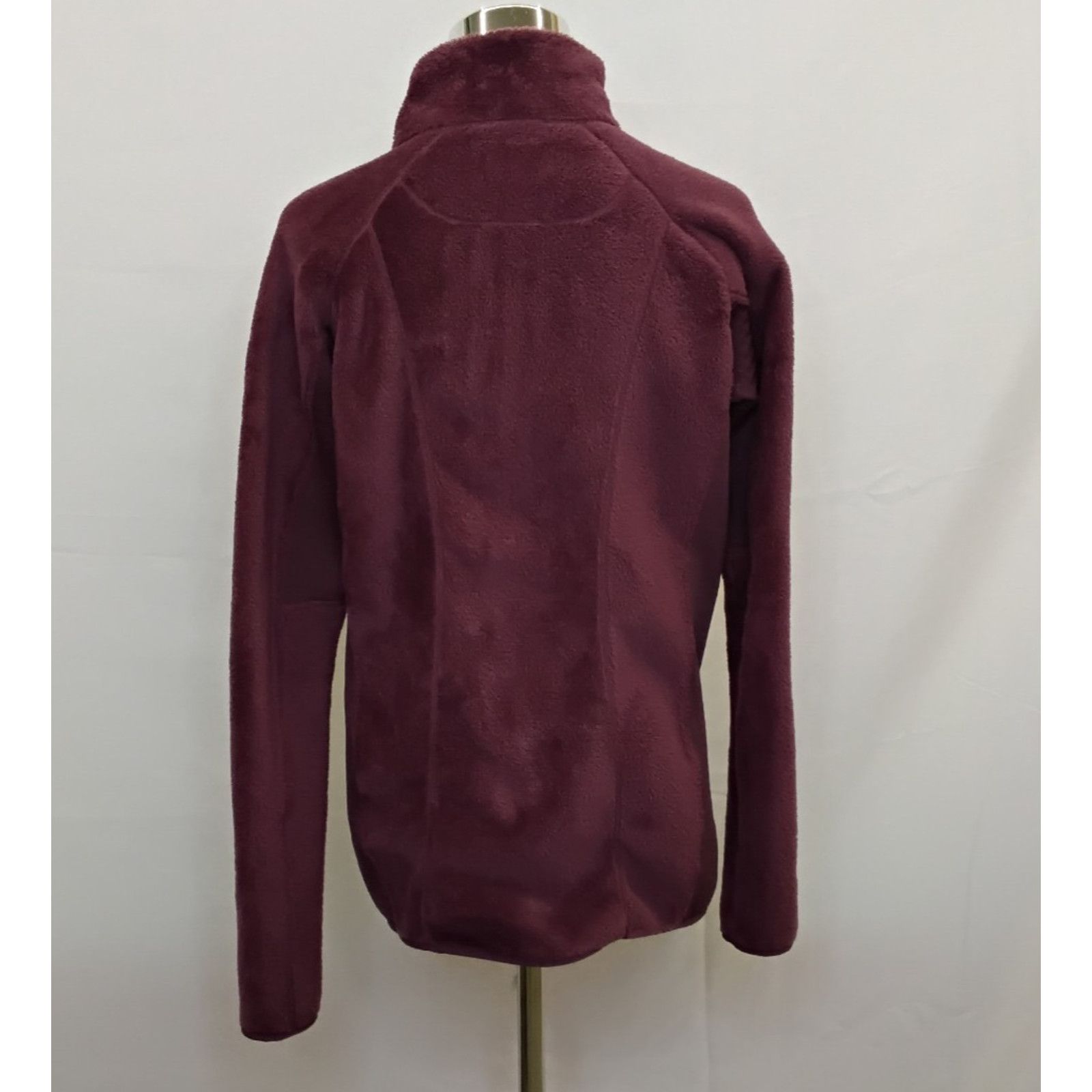 Patagonia Patagonia R2 Fleece Women's L Purple Full Zip Excellent Size L / US 10 / IT 46 - 3 Thumbnail