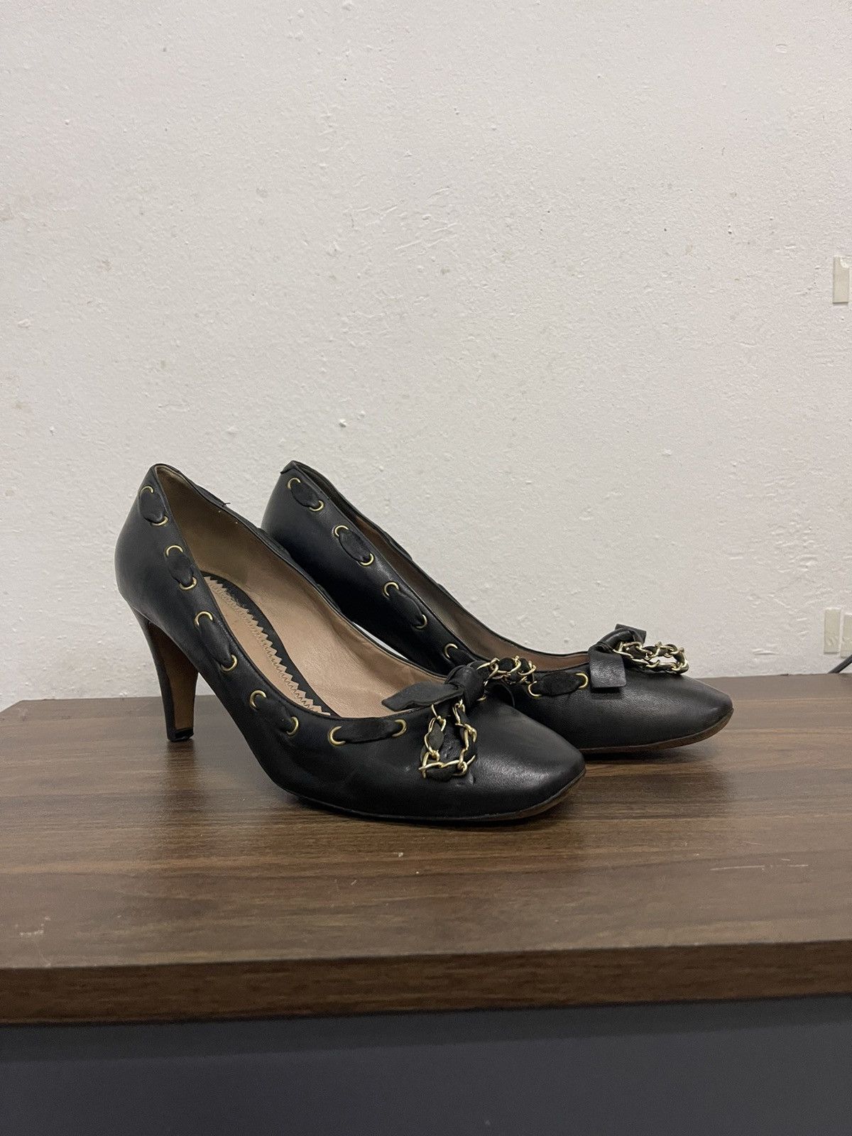 Chloe Black Leather Chloe Heels Size US 8.5 / IT 38.5 - 14 Thumbnail