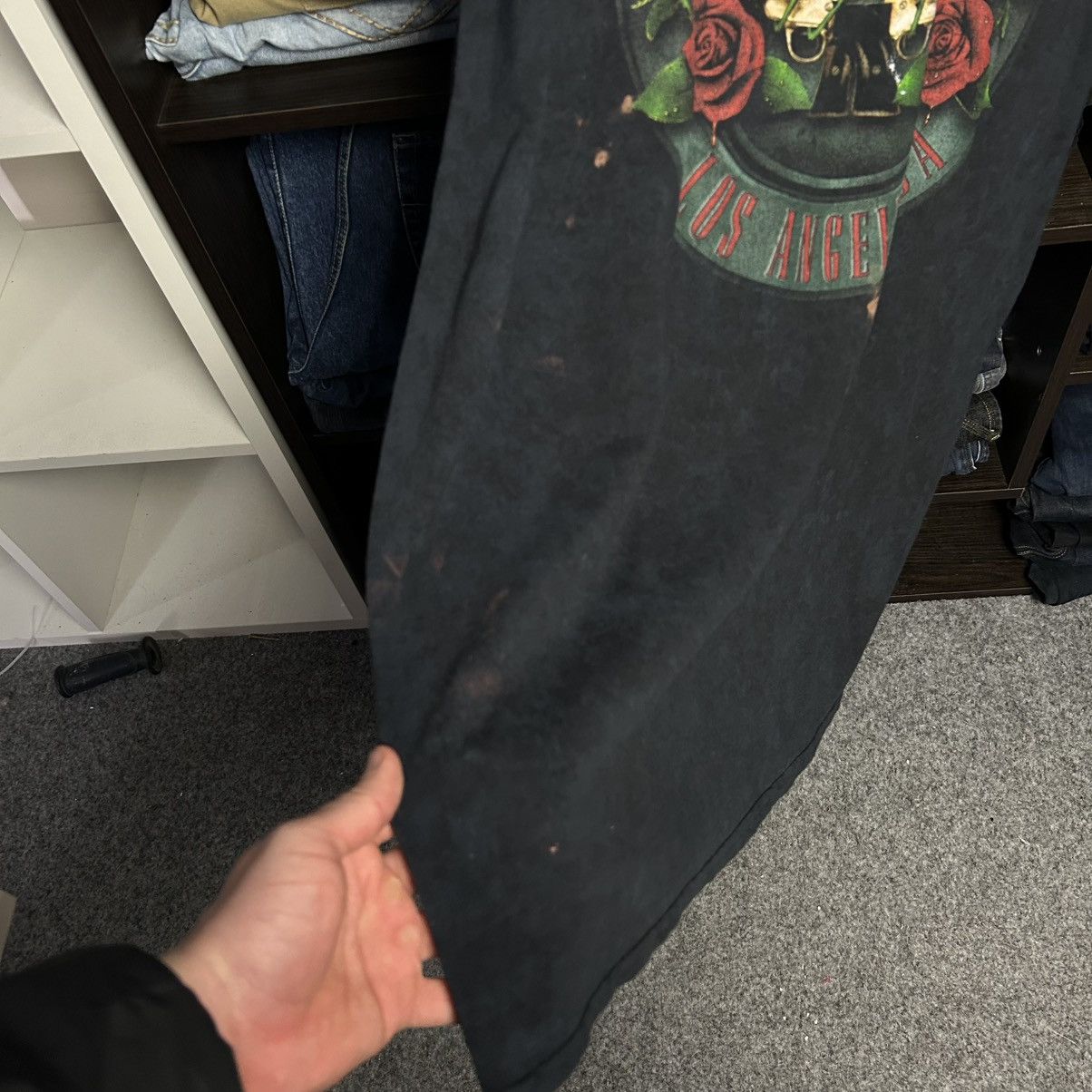 Guns N' Roses Vintage Guns N Roses Big Graphic Logo rock band tee size L Size US L / EU 52-54 / 3 - 7 Thumbnail