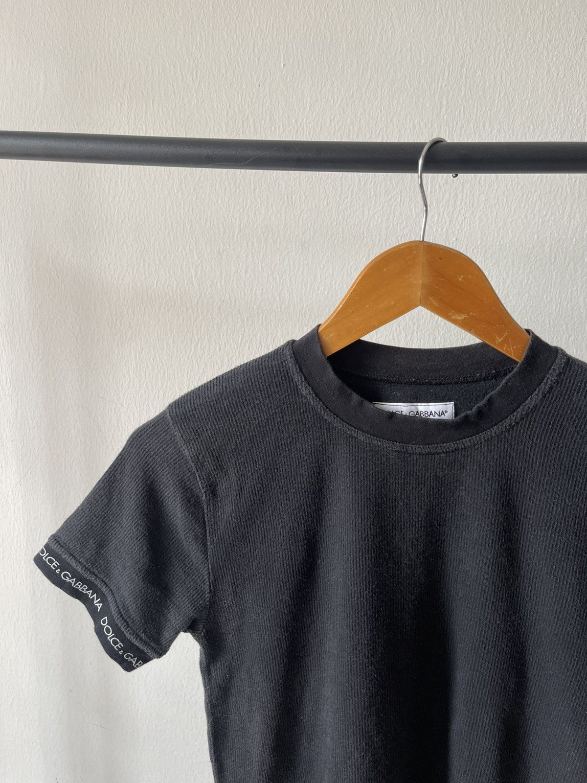 Dolce & Gabbana Dolce & Gabbana Sleeve Logo Tee Size US XS / EU 42 / 0 - 3 Thumbnail