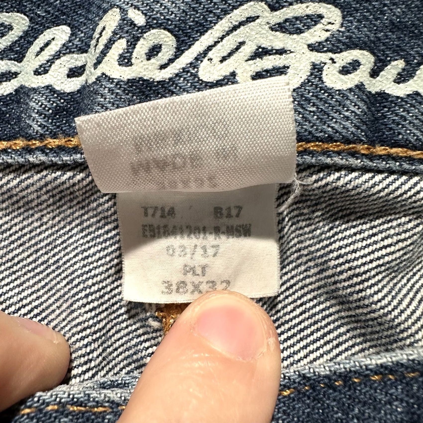 Eddie Bauer Eddie Bauer Jeans Mens 38x32 Straight Fit Blue Denim Stonewash (37x31) GUC Size US 38 / EU 54 - 4 Thumbnail