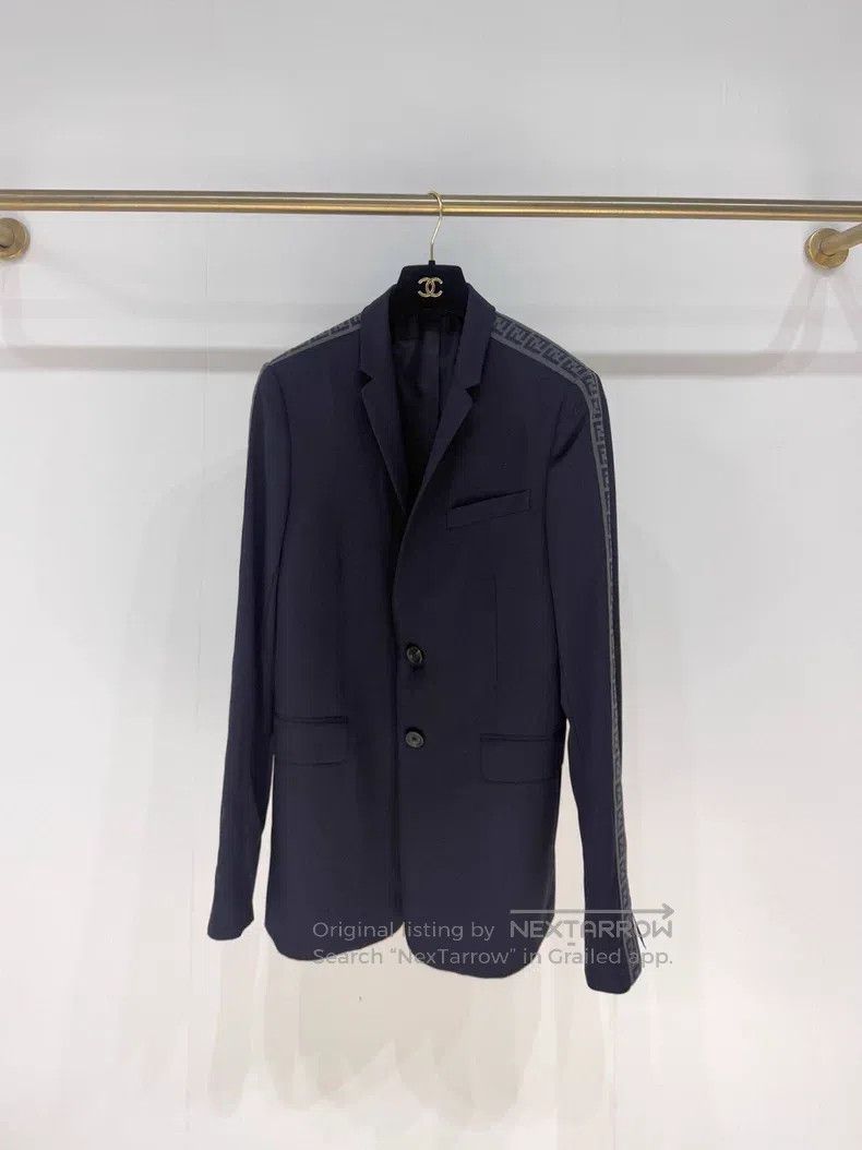Fendi Fendi FF Wool Blazer Jacket with Side Stripe Size M / US 6-8 / IT 42-44 - 1 Thumbnail