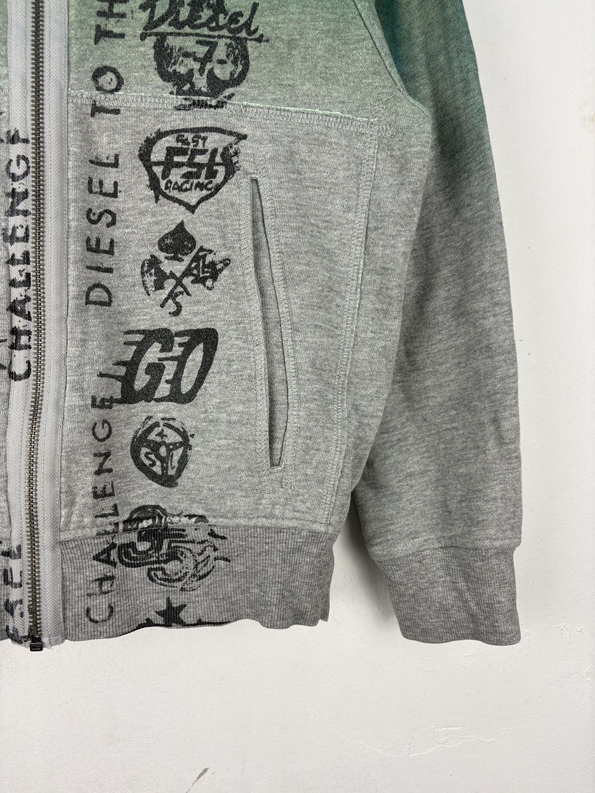 Diesel Vintage Diesel Two Tone Custom Sweatshirt Hoodie Size US S / EU 44-46 / 1 - 4 Thumbnail