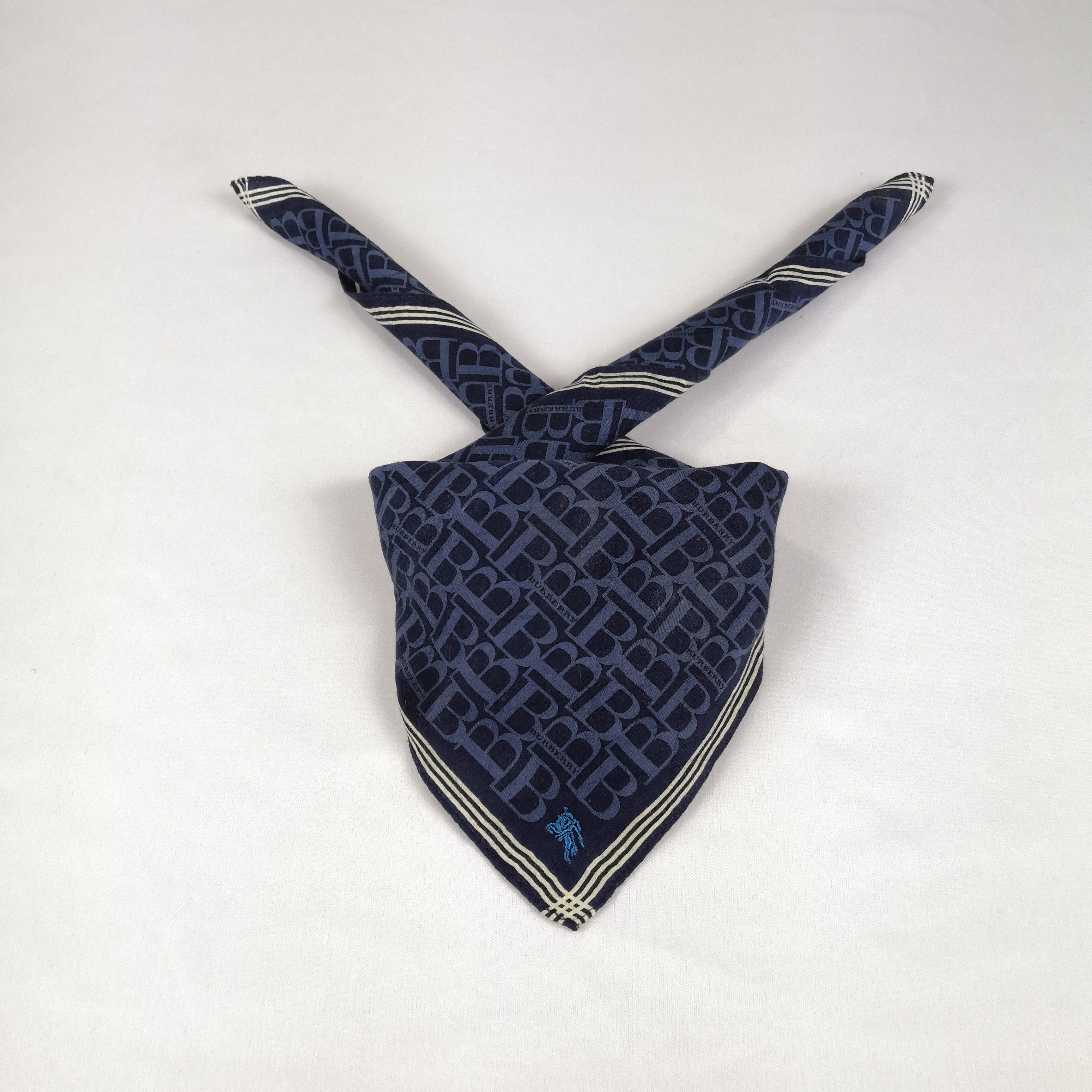 Burberry Vintage Burberry Handkerchief 56789 Size ONE SIZE - 1 Thumbnail