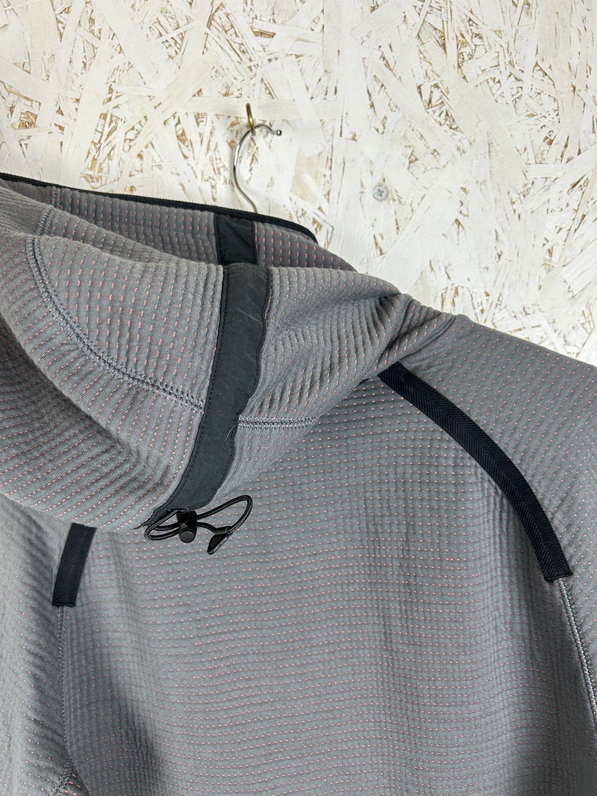 Nike Nike NSW Tech Pack WR Zip Hoodie Grey Size S CU3598-021 Size US S / EU 44-46 / 1 - 7 Thumbnail