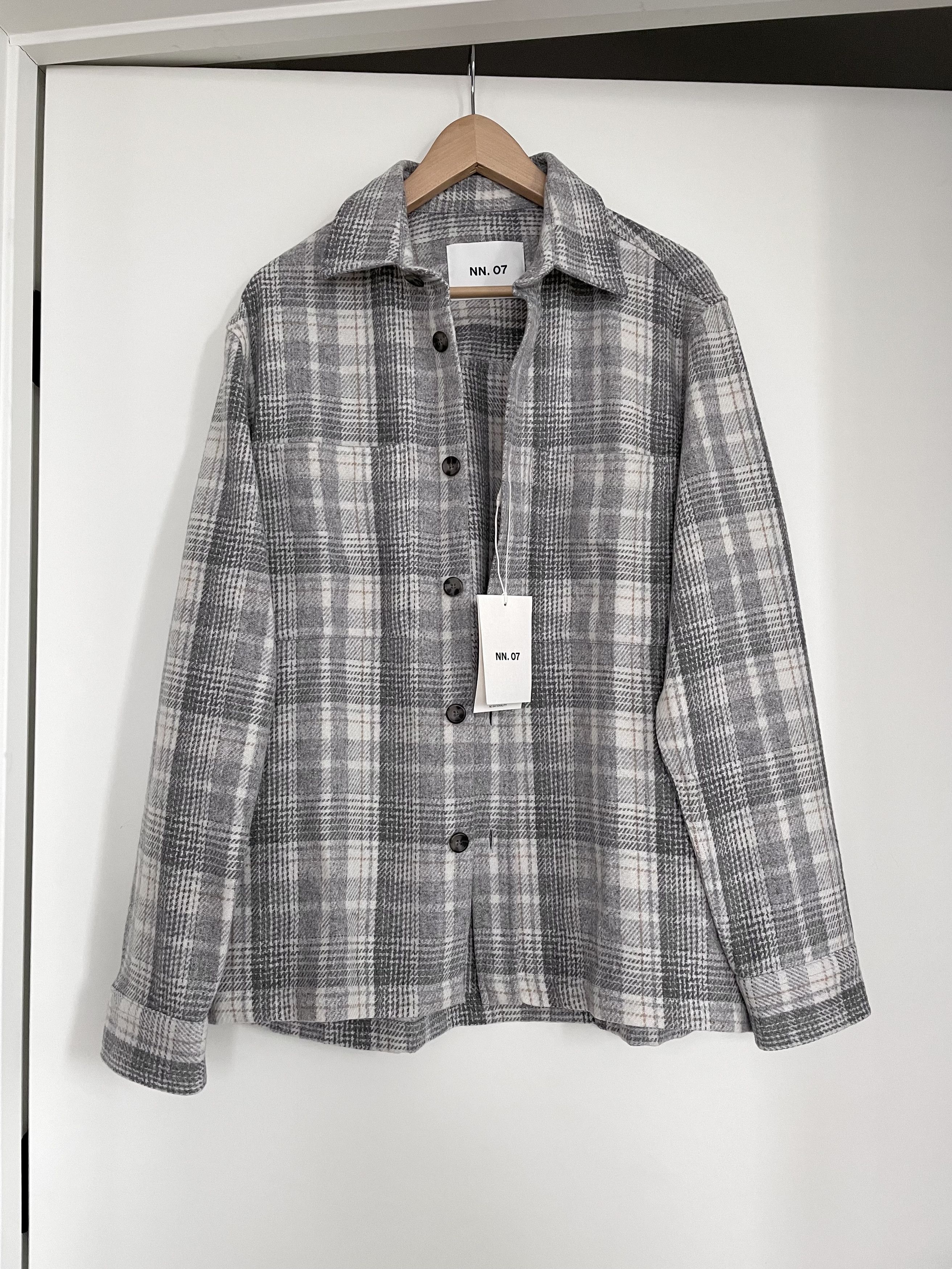 NN07 No Nationality NN07 Frode Wool Blend Flannel Overshirt Sz M Size US M / EU 48-50 / 2 - 1 Thumbnail