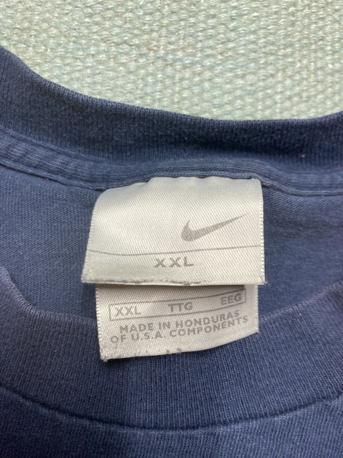 Vintage Nike t shirt embroidered swoosh check navy blue faded XXL Size US XXL / EU 58 / 5 - 7 Thumbnail