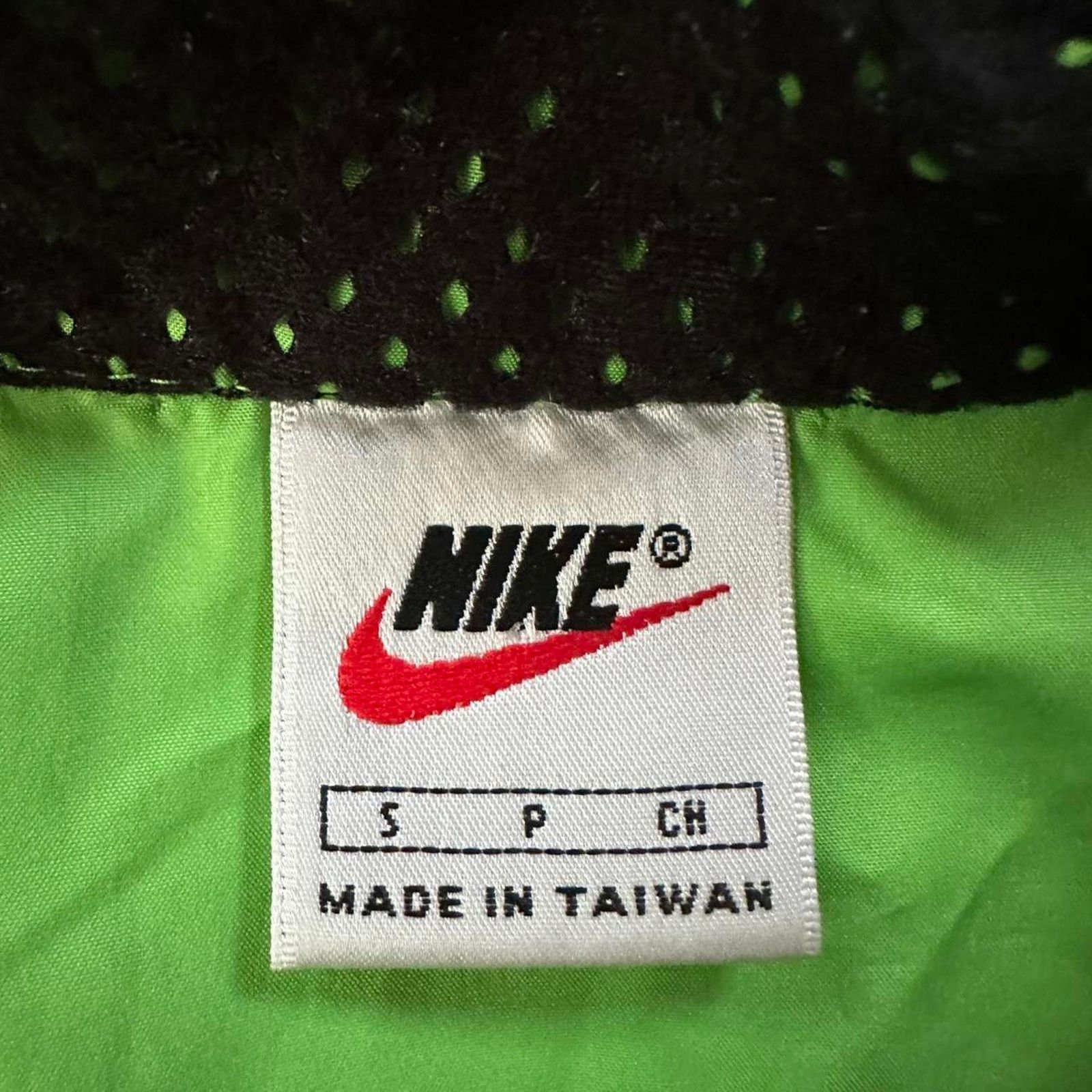 Nike Nike Full Zip Vest Mesh Embroidered Reflective Zipper size S Size US S / EU 44-46 / 1 - 2 Thumbnail
