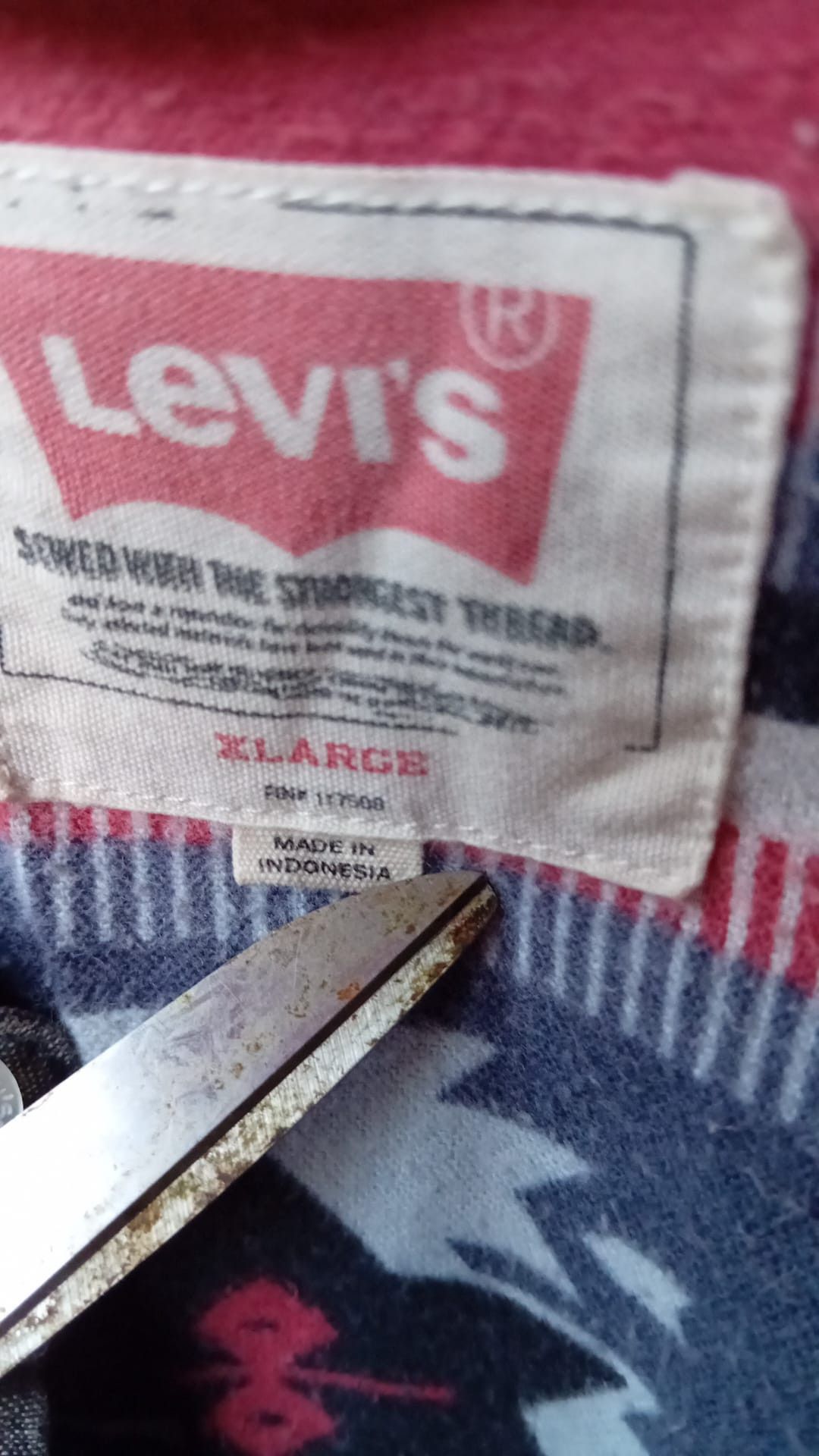 Levi's Levi's Aztec Lining Pearl Snap long sleeve shirt sz XL Size US XL / EU 56 / 4 - 10 Thumbnail