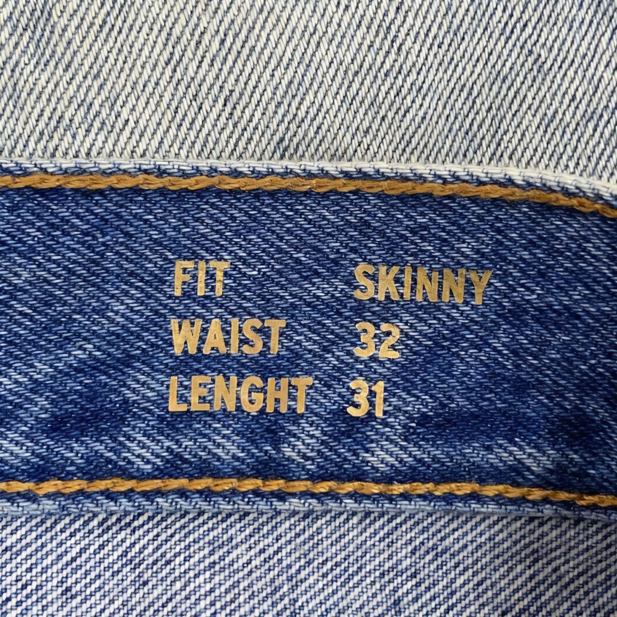 Light Blue Distressed Denim Pants/, Men's (Size 32) — image 6 of 6