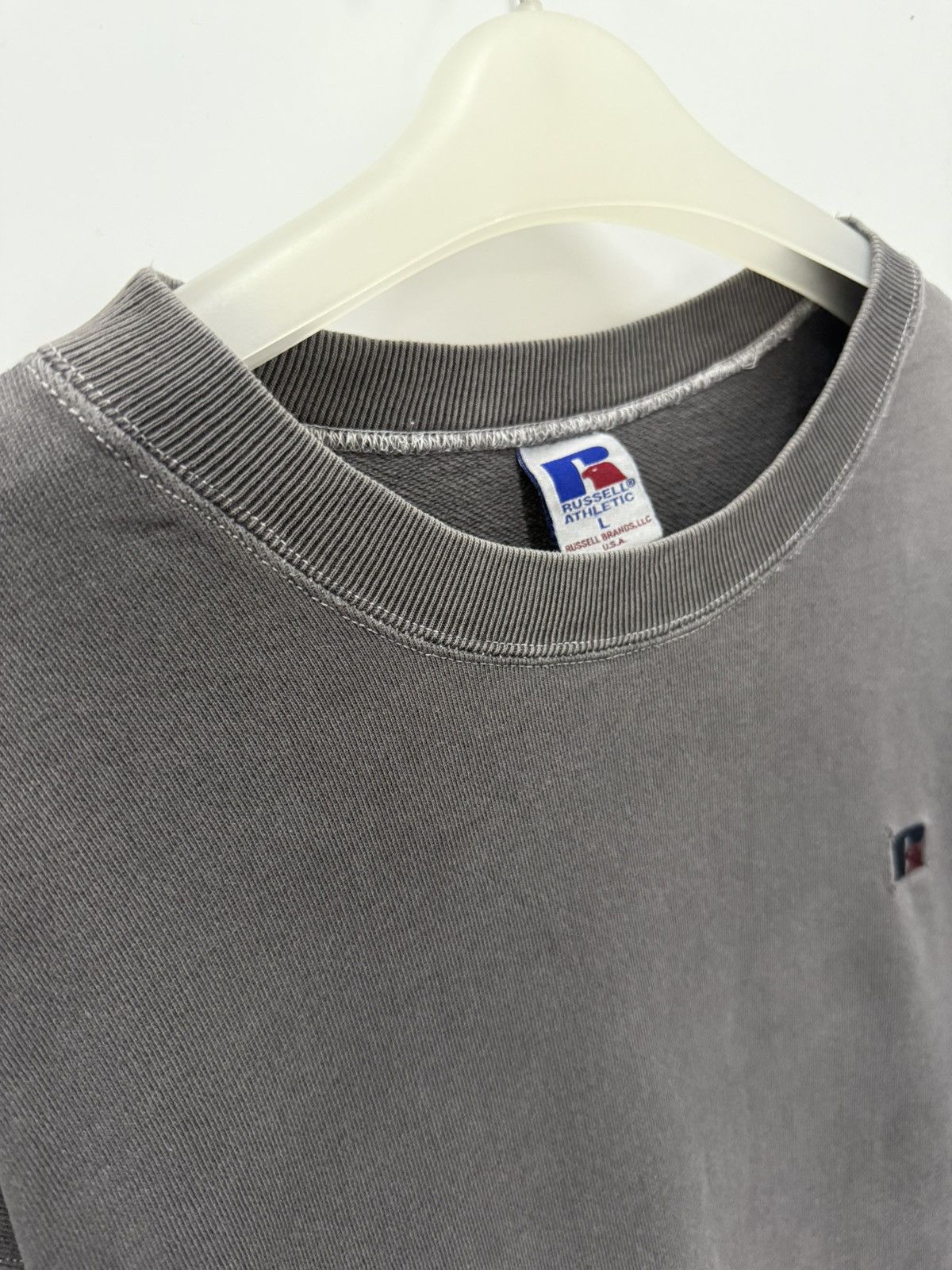 Russell Athletic 🔥 Russel Athletic Dyed Distressed Plain Roundneck Sweat Size US M / EU 48-50 / 2 - 5 Thumbnail