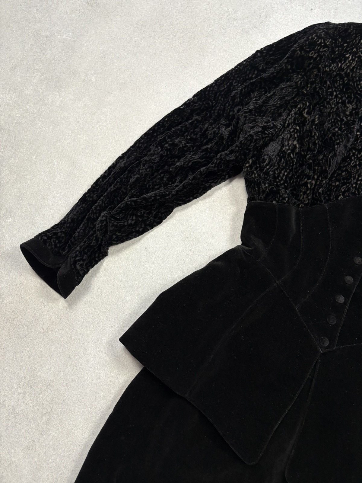 Thierry Mugler Thierry Mugler 1989 Vintage Black Velvet Suit Skirt Set Size M / US 6-8 / IT 42-44 - 4 Thumbnail