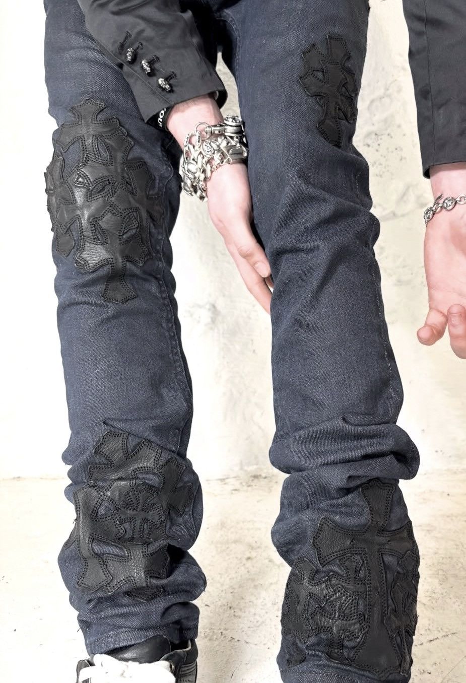 Chrome Hearts NFS - Chrome Hearts 1:1 April77 cross patch jeans Size US 28 / EU 44 - 7 Thumbnail