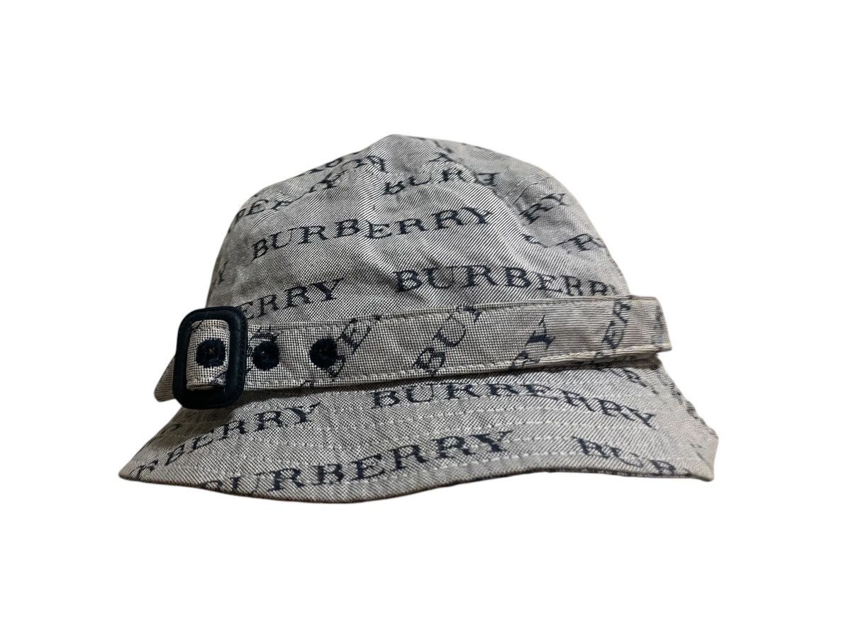 Burberry Burberry Hat Full Print Design Size ONE SIZE - 1 Thumbnail