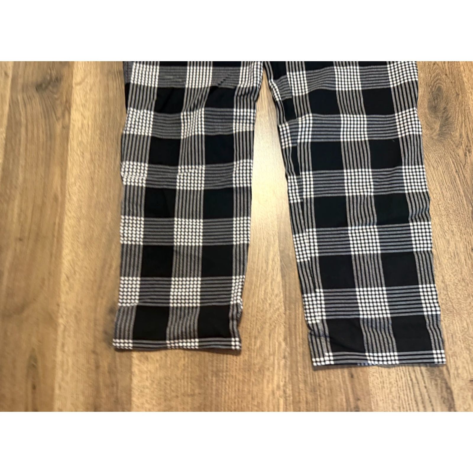 Vintage Terra & Sky Pants Women's 14W Black White Plaid Pull On Regular Inseam 29 in Flat Front Ankle Pants Size 36" / US 14 / IT 50 - 3 Thumbnail