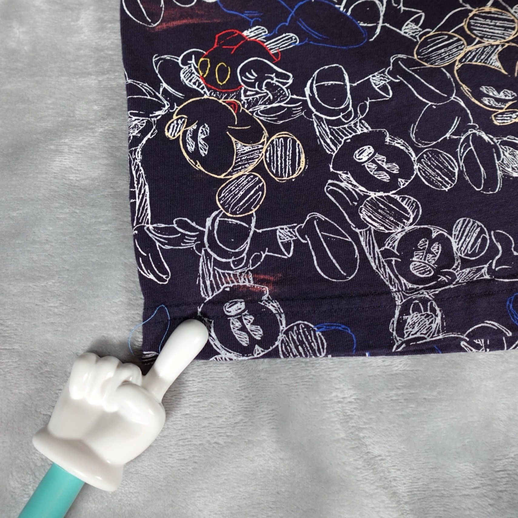 Disney VINTAGE Disney Mickeys World All Over Print T-Shirt Men L Graphic Cartoon Crew Neck Short Sleeve Blue 2000s Size US L / EU 52-54 / 3 - 3 Thumbnail