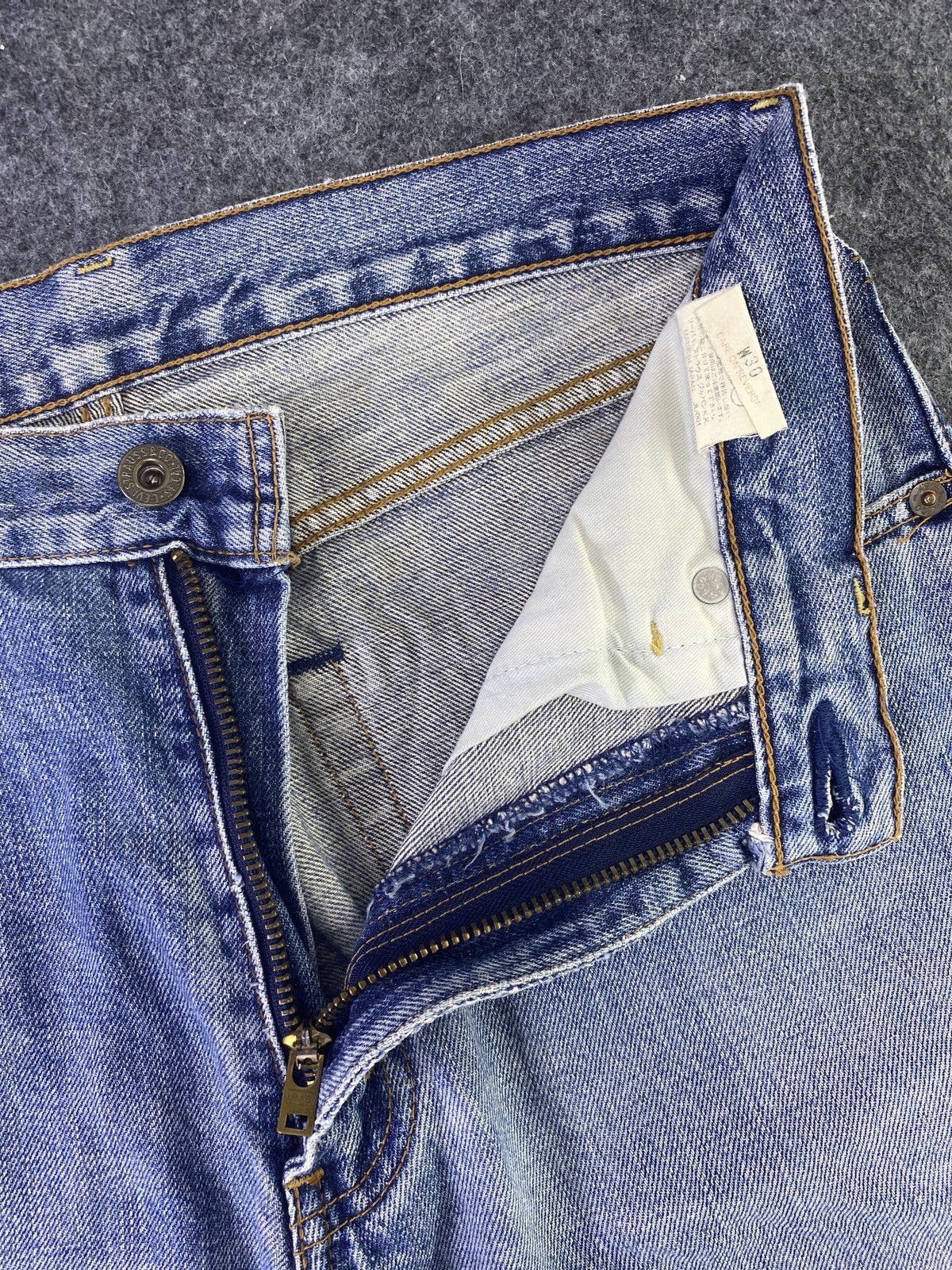 Jean × Levi's × Vintage VINTAGE LEVIS 503 DISTRESS BLUE WASH JEANS - J906 Size US 30 / EU 46 - 5 Thumbnail