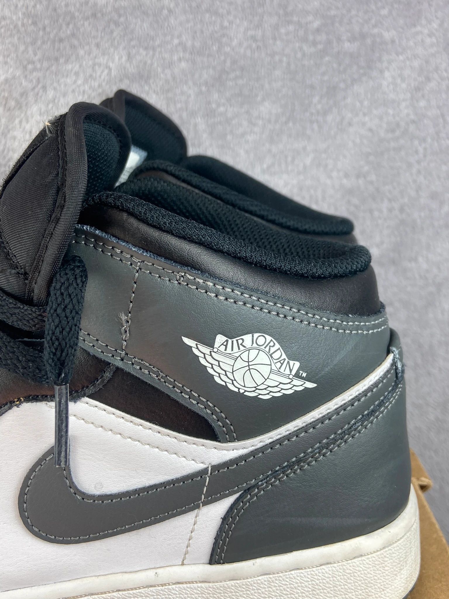 Jordan Brand Jordan sneakers white grey retro vintage streetwear classic Size US 7 / EU 40 - 3 Thumbnail