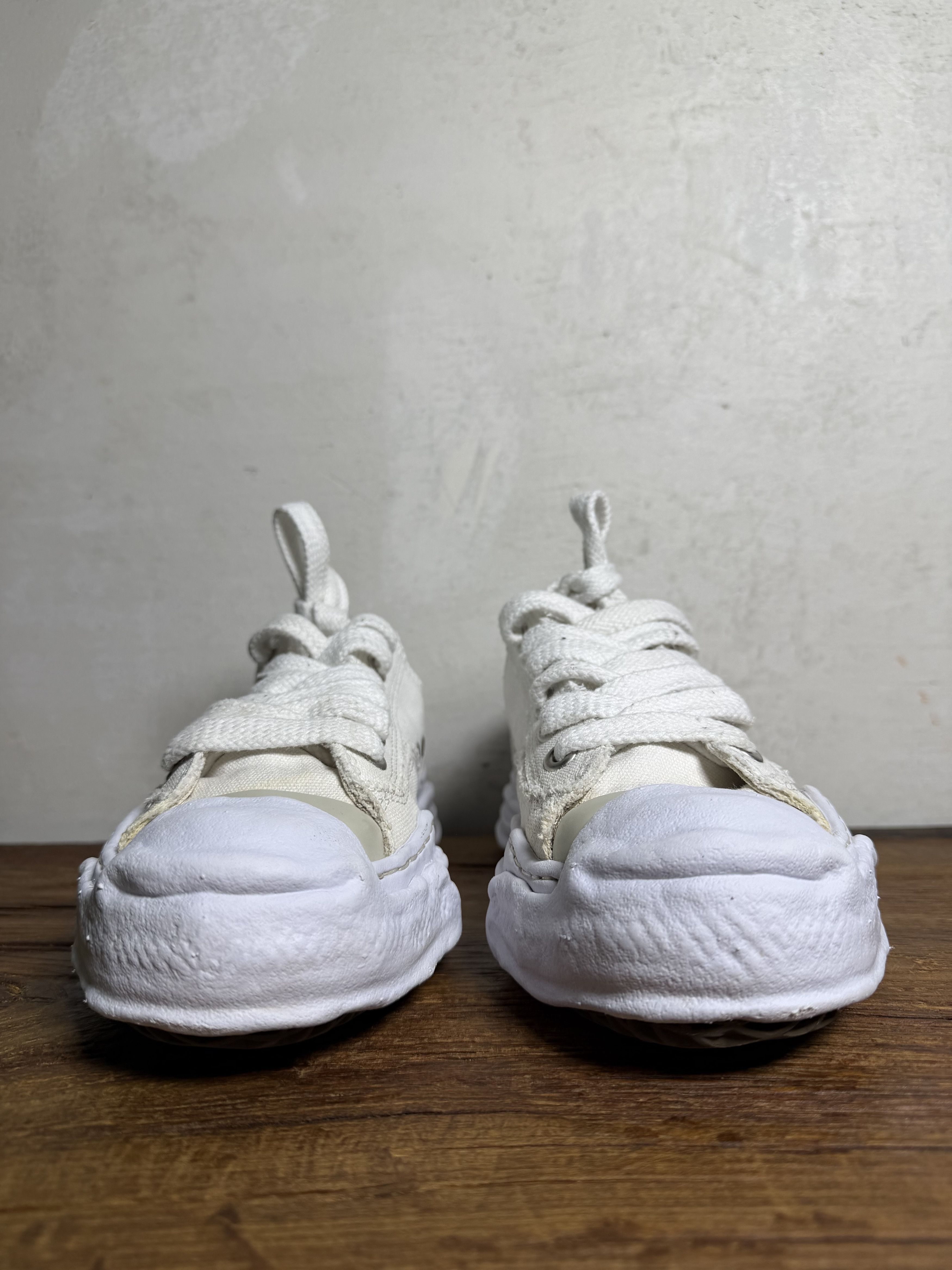 Maison MIHARA YASUHIRO Maison Mihara Yasuhiro Hank OG Sole Canvas Low-top Sneakers Size US 6 / EU 39 - 10 Thumbnail
