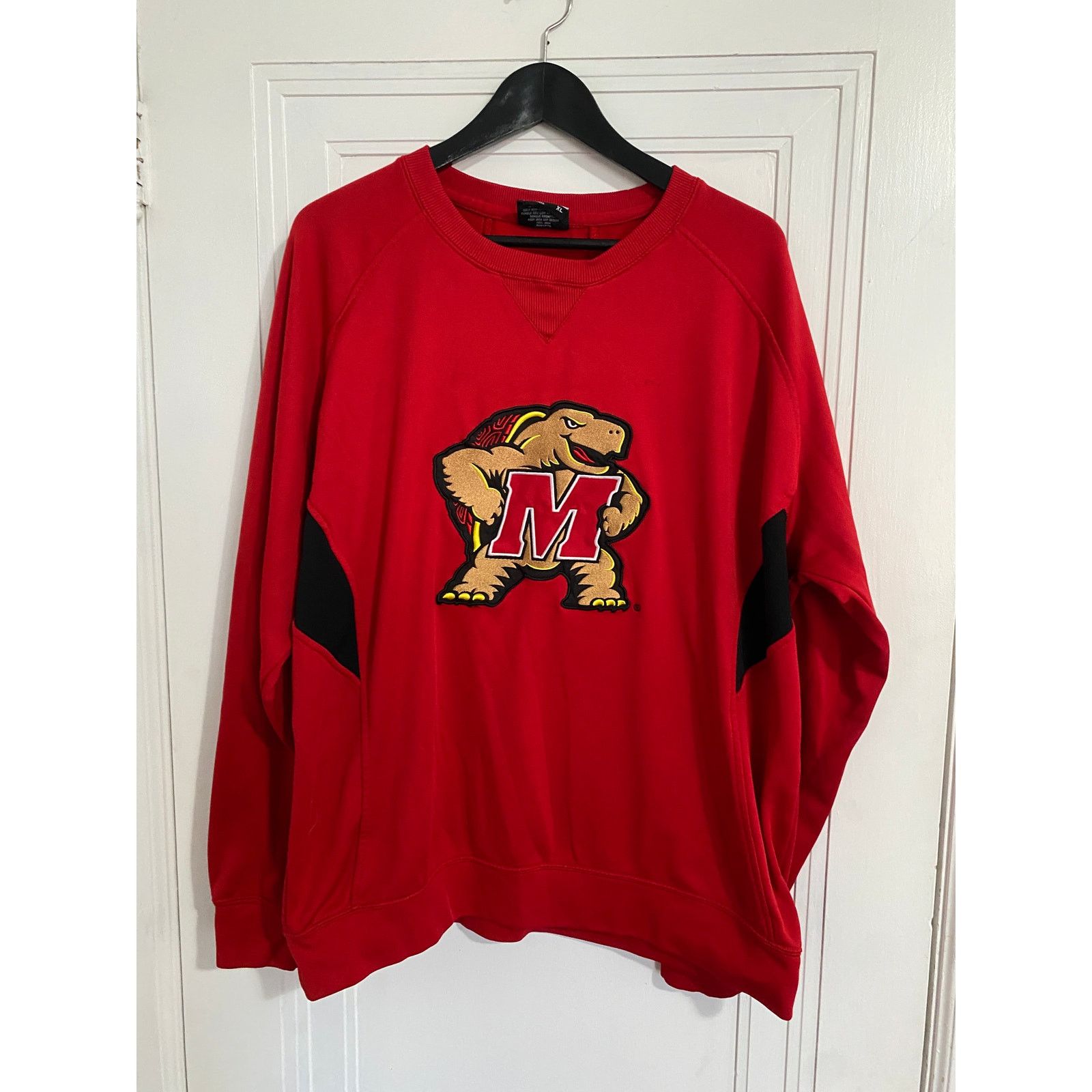 Colosseum Athletics Maryland Terrapins Red Crewneck Sweatshirt Size XL Size US XL / EU 56 / 4 - 1 Thumbnail