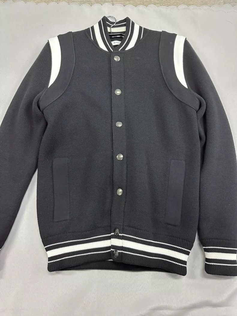 Givenchy Givenchy Embroidered Baseball Jacket Size US S / EU 44-46 / 1 - 1 Thumbnail