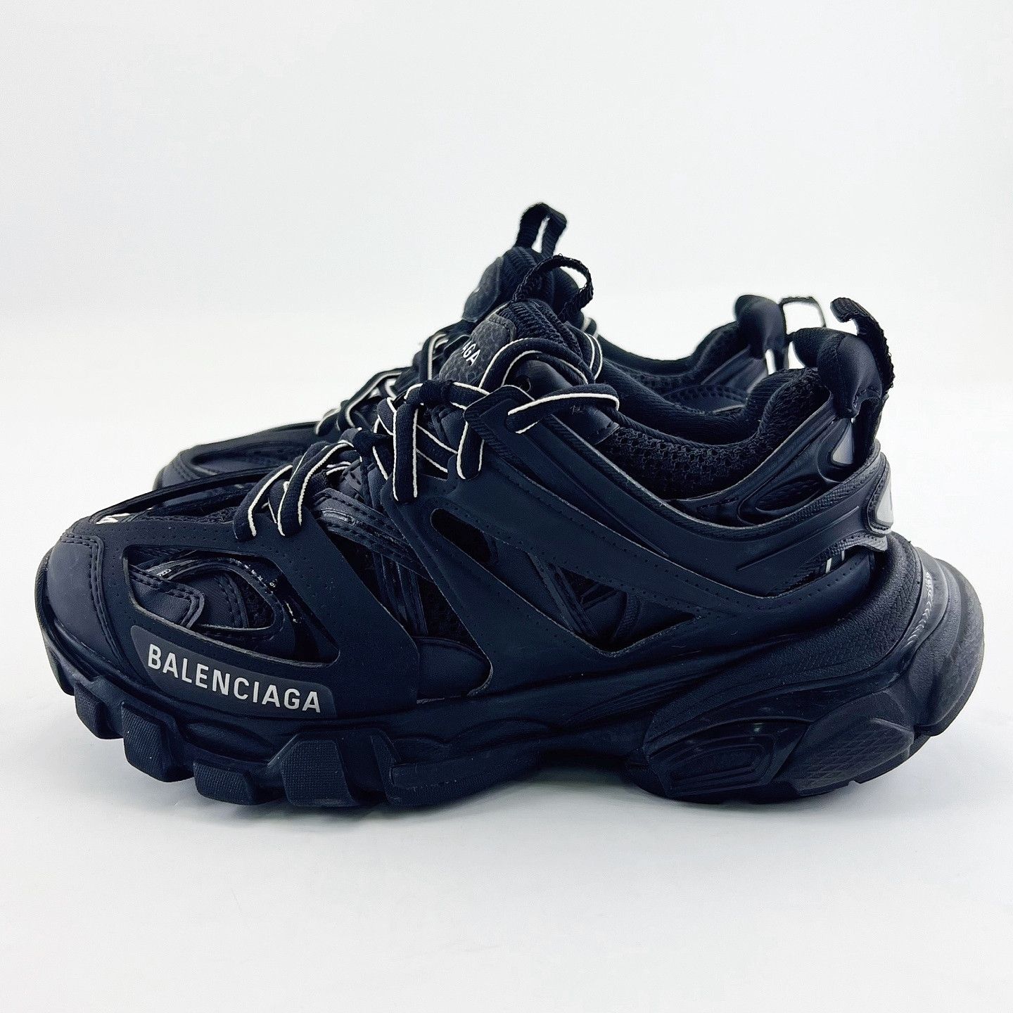 Balenciaga Balenciaga Track Low-Top Sneakers Size 34 Size US 4 / IT 34 - 1 Thumbnail