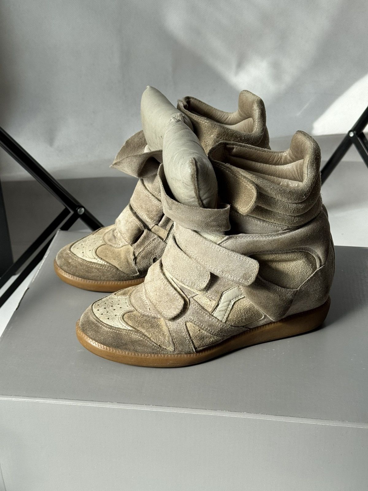 Isabel Marant Authentic Isabel Marant Etoile Bekett sneakers Suede Wedge Size US 7 / IT 37 - 14 Thumbnail
