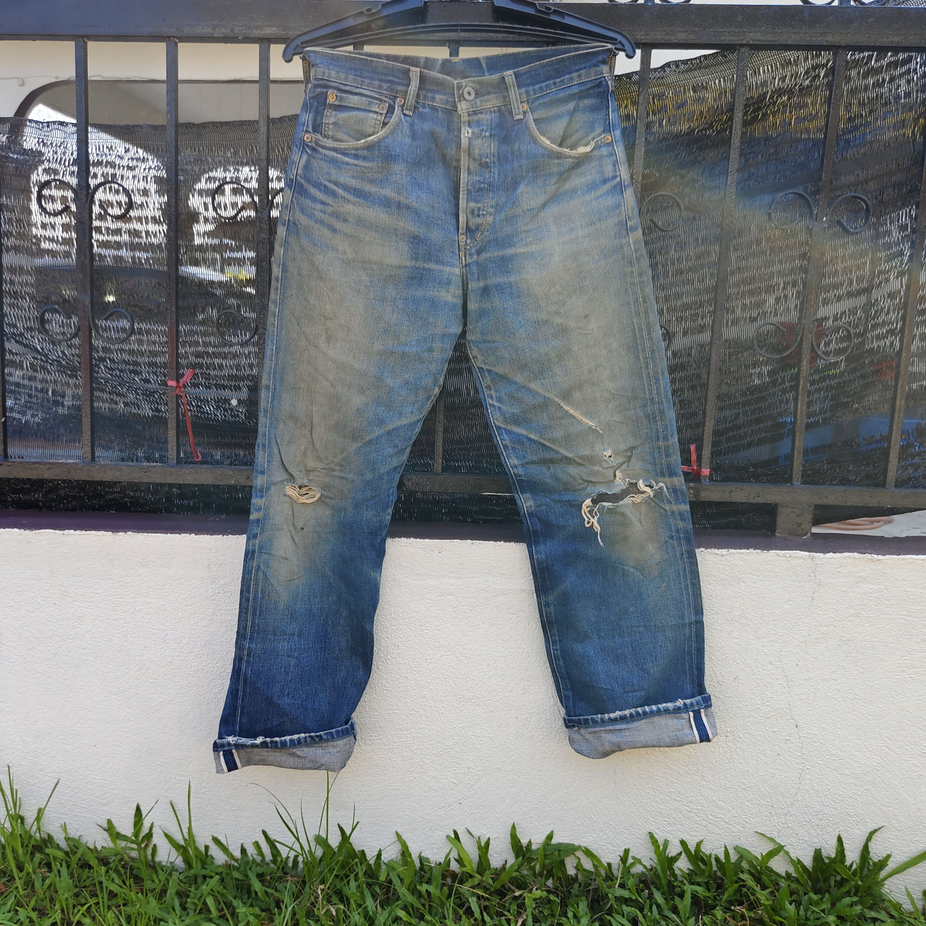 Levi's Vintage 90s Levi's 702 Big E Distressed Selvedge Jean Size US 31 - 2 Thumbnail