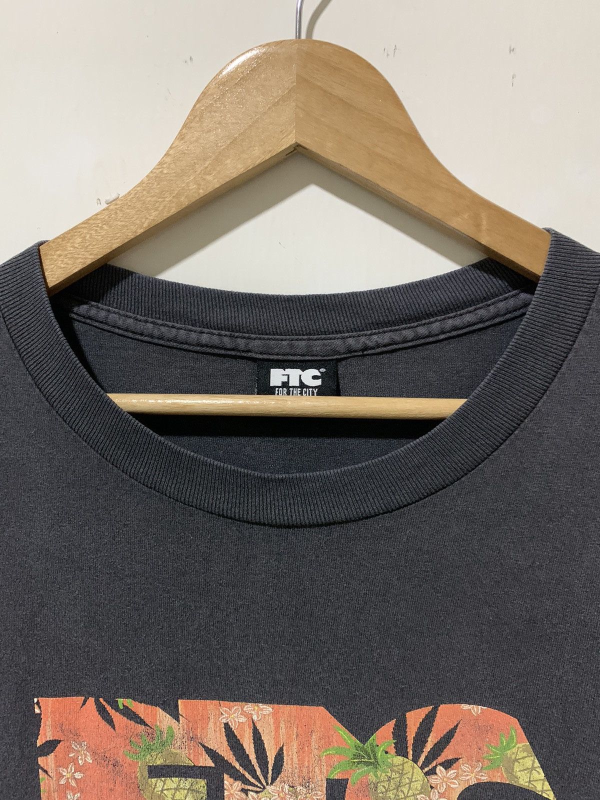 FTC FTC OG LOGO PINEAPPLE KUSH BLACK T-SHIRTS Size US L / EU 52-54 / 3 - 7 Thumbnail