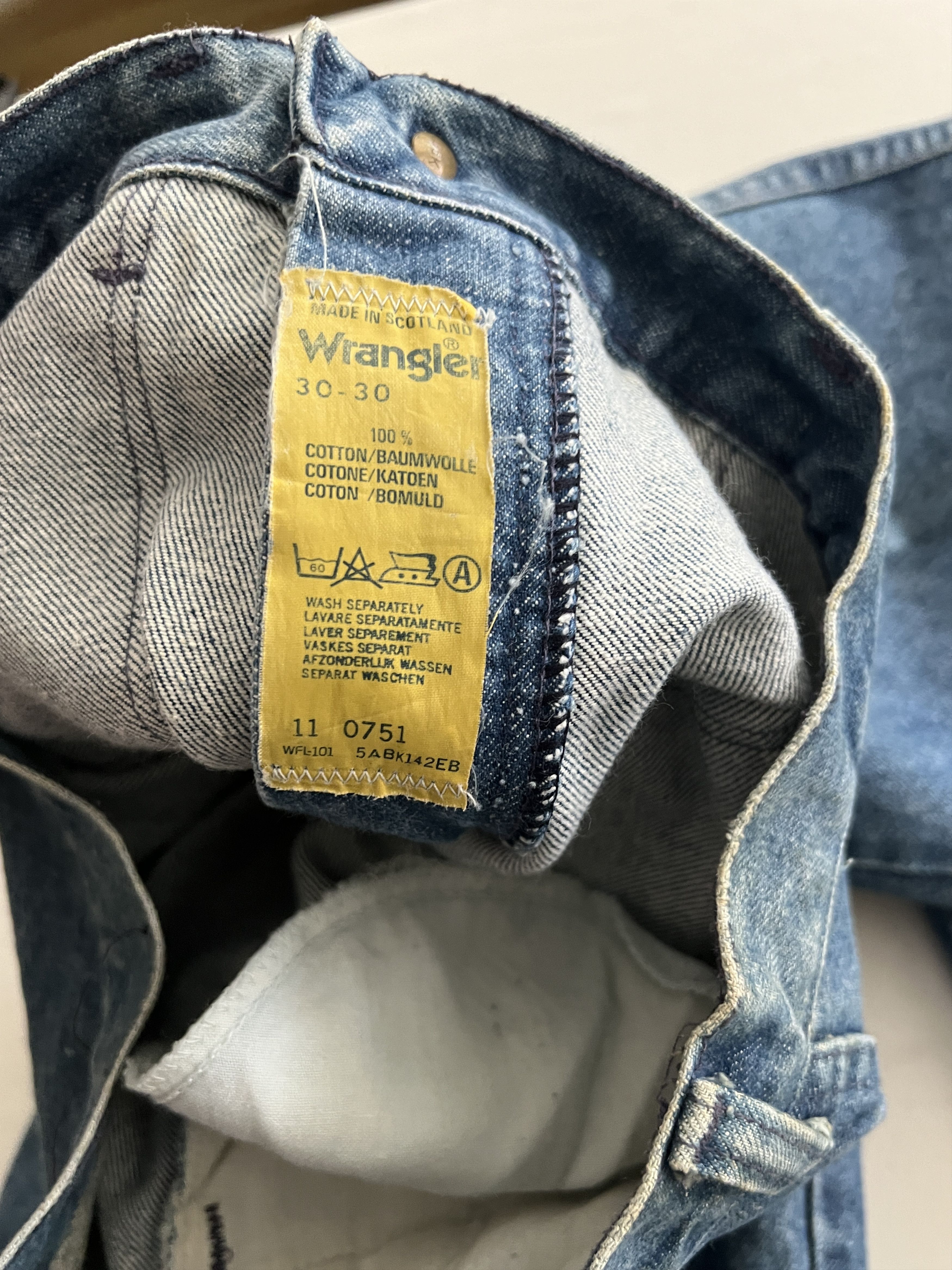 Vintage Vintage 90s Wrangler Washed Denim Jeans W30 L30 Size 30" / US 8 / IT 44 - 22 Thumbnail
