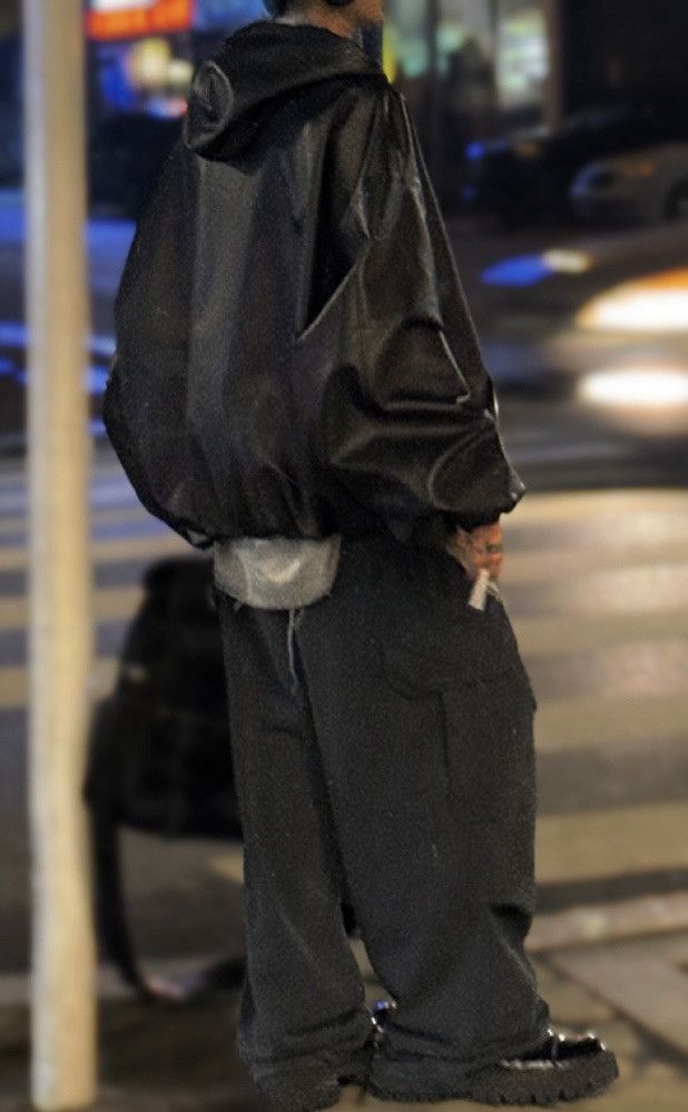 Japanese Brand × Vintage Avant garde oversized chunky pu leather hooded zip jacket Size US XL / EU 56 / 4 - 4 Thumbnail