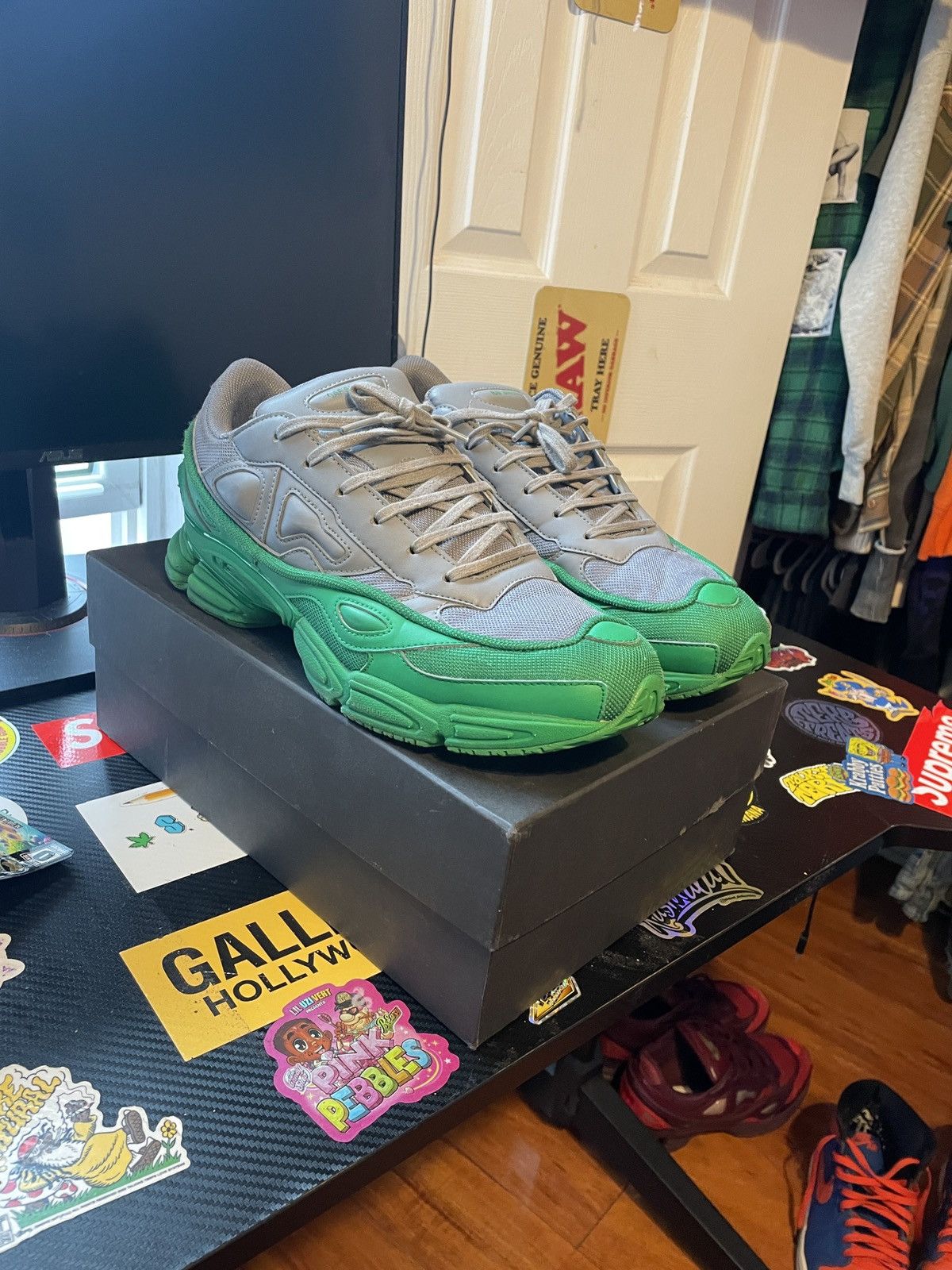 Adidas × Raf Simons Raf Simons Ozweego Size US 12 / EU 45 - 1 Thumbnail
