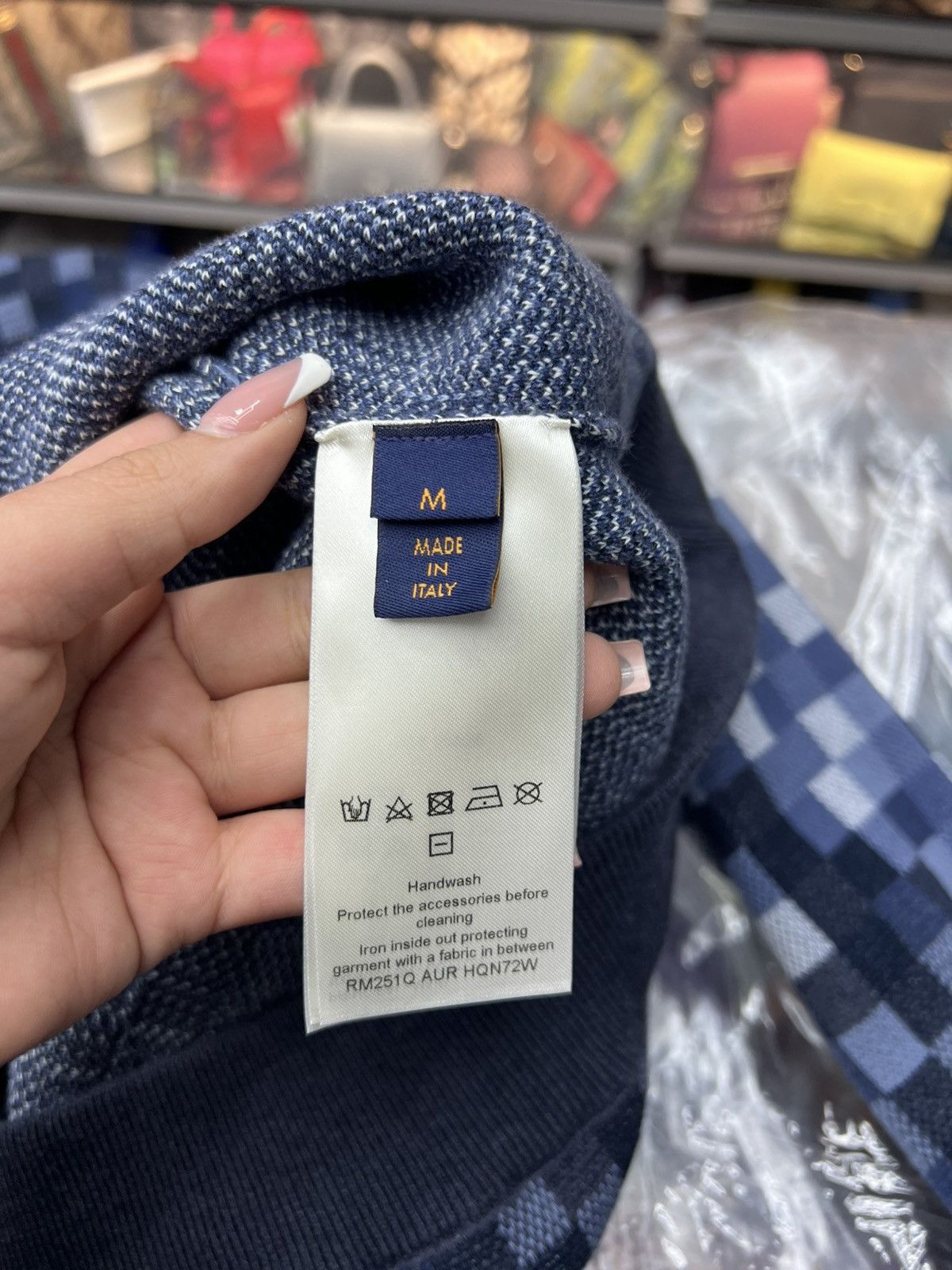 Louis Vuitton Louis Vuitton Lovers Blue Sweater Size US M / EU 48-50 / 2 - 8 Thumbnail