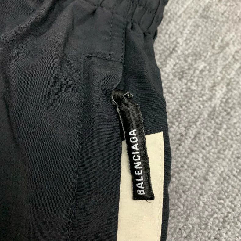 Balenciaga Balenciaga size M Black Side Stripe Double Hook Shorts Size US 26 / EU 42 - 9 Thumbnail