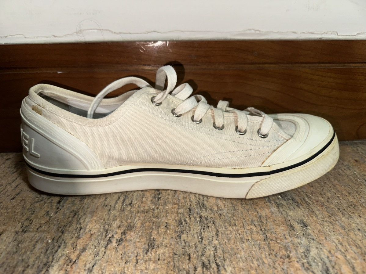Chanel Chanel Low Top Sneakers Size US 8 / EU 41 - 4 Thumbnail
