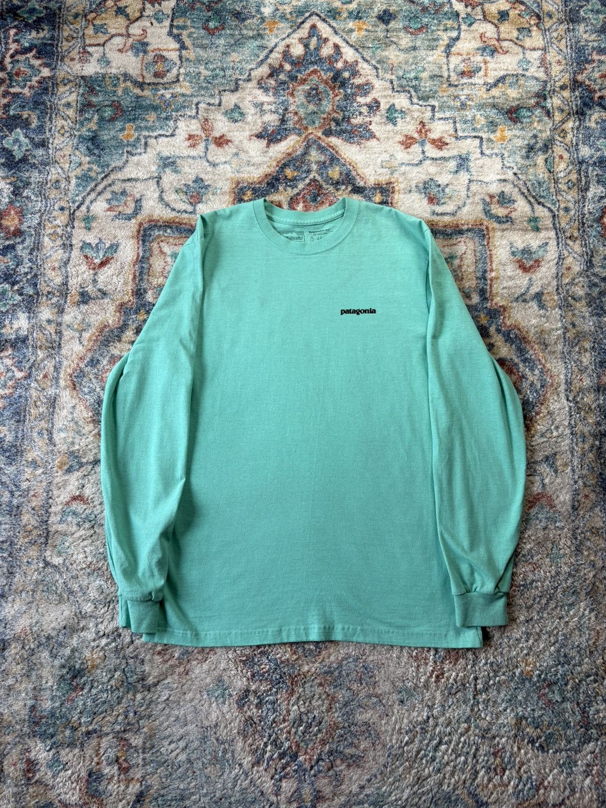 Patagonia Patagonia Logo Long Sleeve T-shirt Small Size US S / EU 44-46 / 1 - 1 Thumbnail