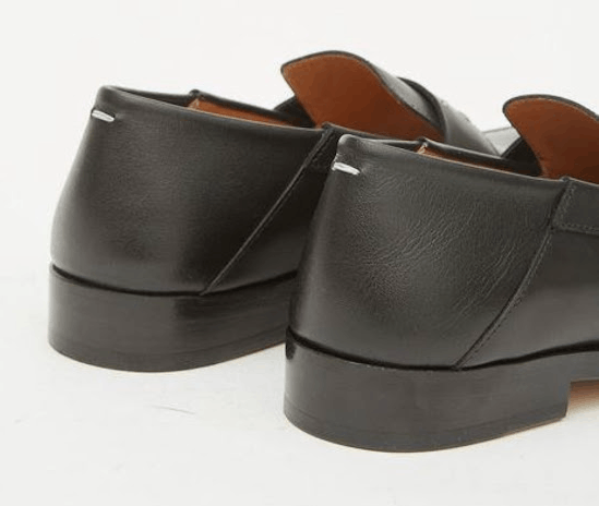 o1w1db10324 Loafers in Black