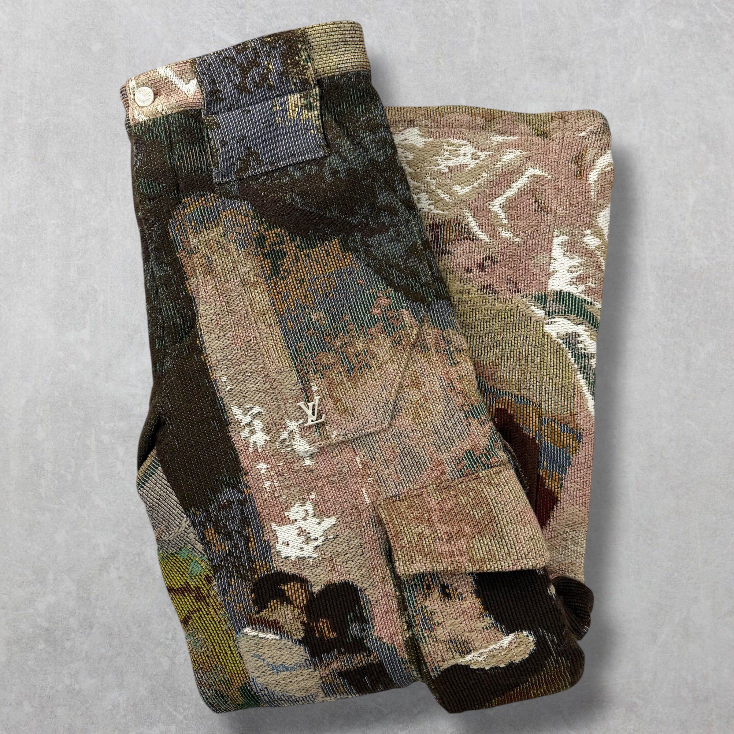Louis Vuitton Louis Vuitton Tapestry Cargo Pants 36 (48) Size US 36 / EU 52 - 1 Thumbnail