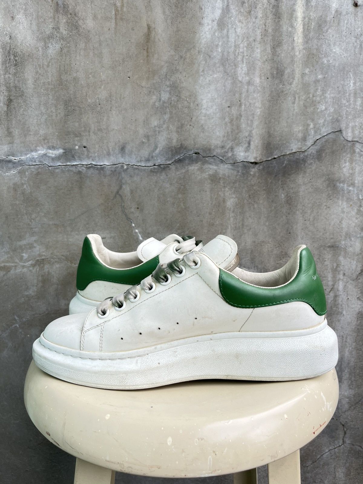 Alexander McQueen Ombre Laced Oversized Sneaker Size US 9 / EU 42 - 6 Thumbnail