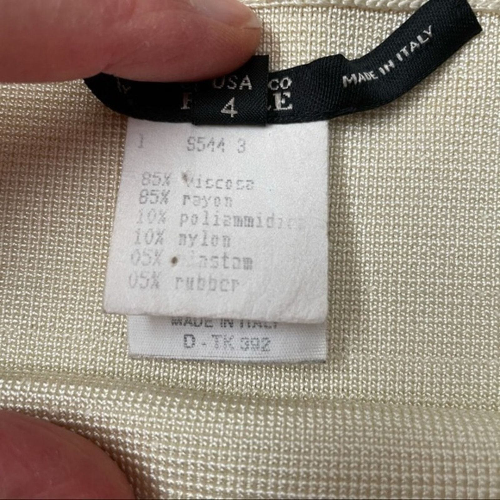 Gianfranco Ferre × Vintage Gianfranco Ferre Vintage Cream Black Striped Miniskirt Size 27" / US 4 / IT 40 - 4 Thumbnail