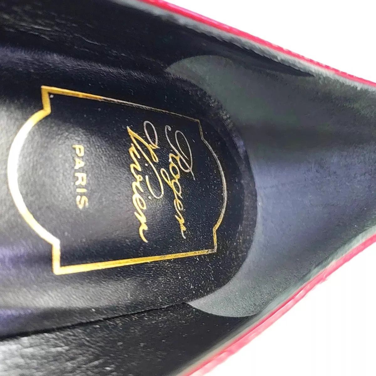 Roger Vivier Roger Vivier Authentic Pumps EU39 Size US 8.5 / IT 38.5 - 2 Thumbnail