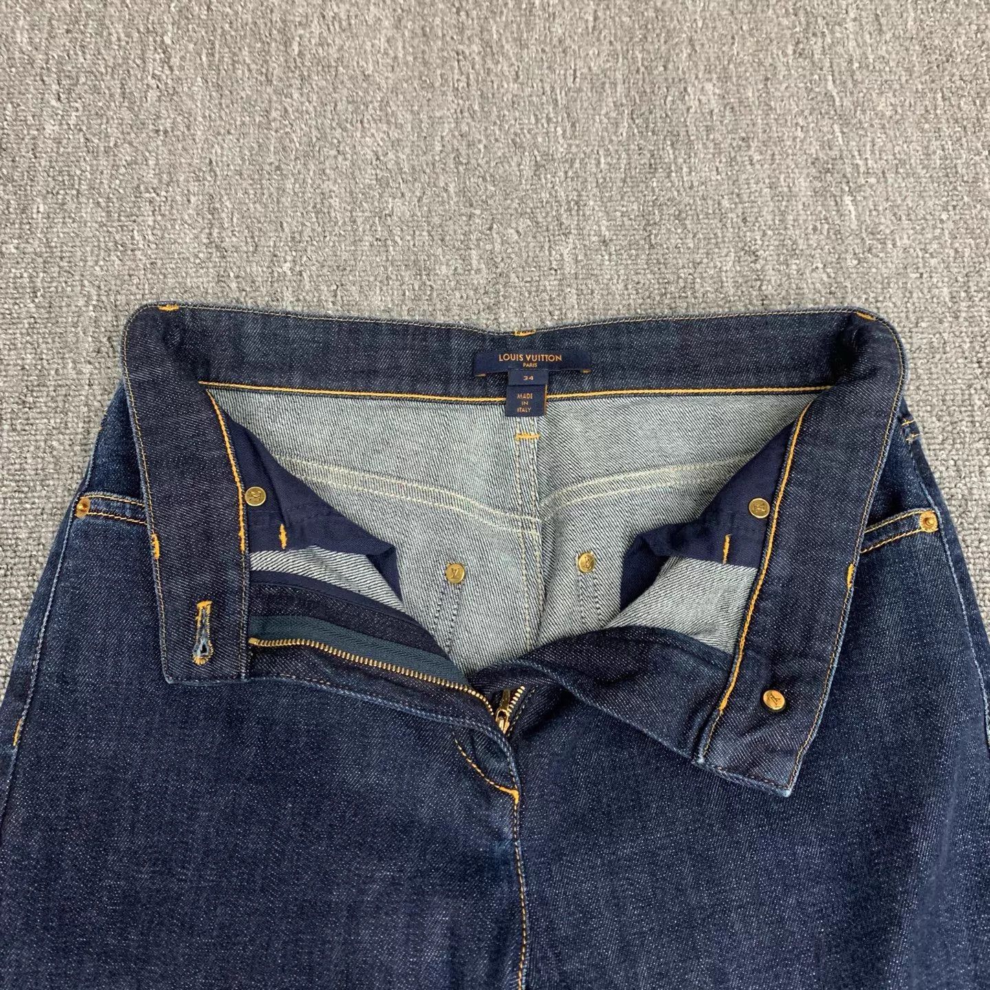Louis Vuitton LV Blue Monogram Leather Pocket Jeans 34 98 New Size 25" / US 0 / IT 36 - 8 Thumbnail