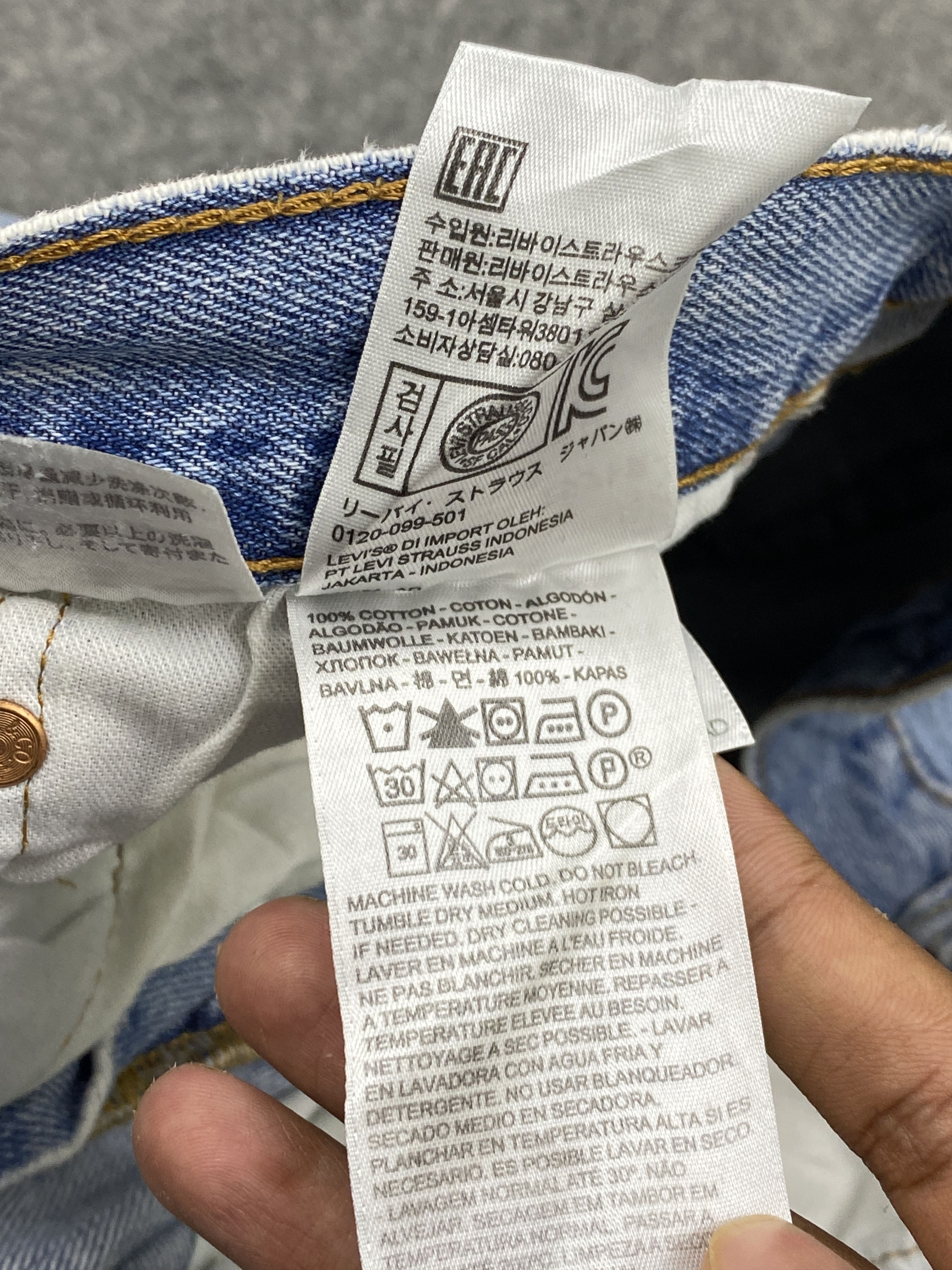 Levi's Vintage Levis 501 Blue Denim Jeans DP2840 Size US 32 / EU 48 - 14 Thumbnail