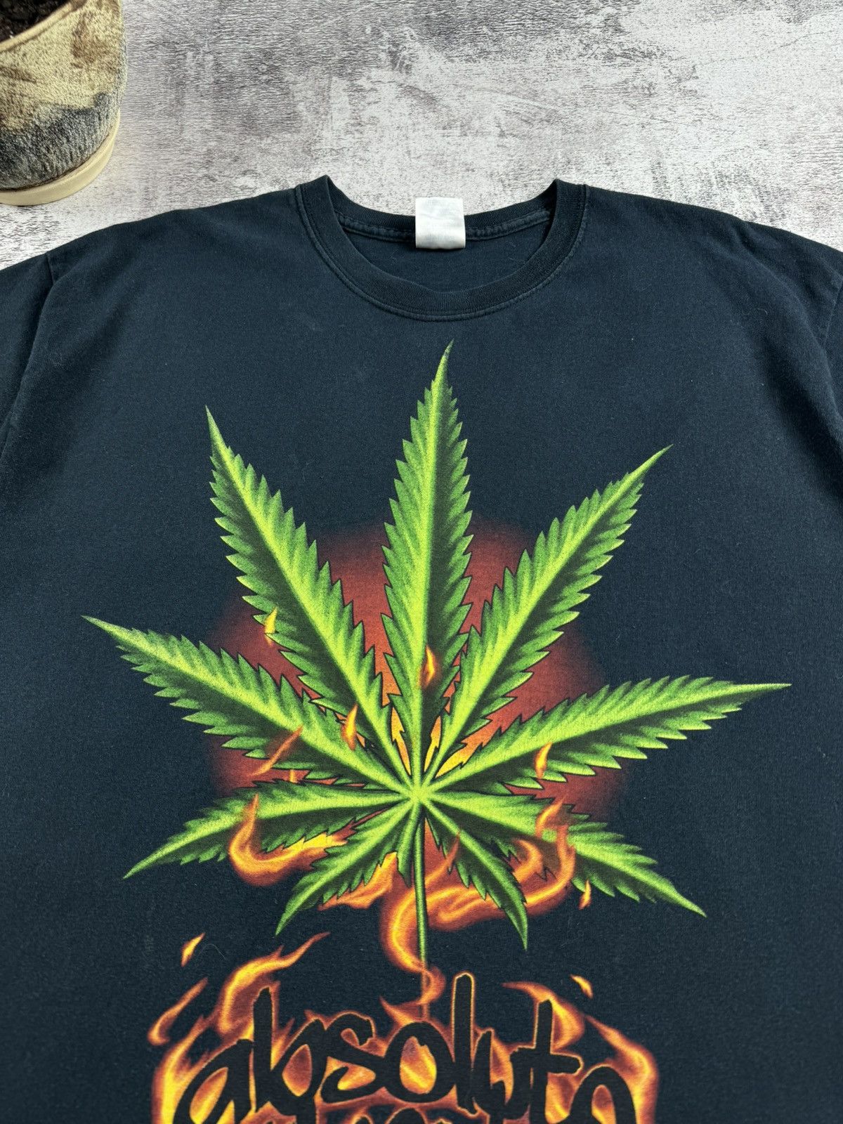 Vintage Marijuana Legalize Weed Smoke Y2K Cannabis Joint T Shirt Tee Size US L / EU 52-54 / 3 - 7 Thumbnail