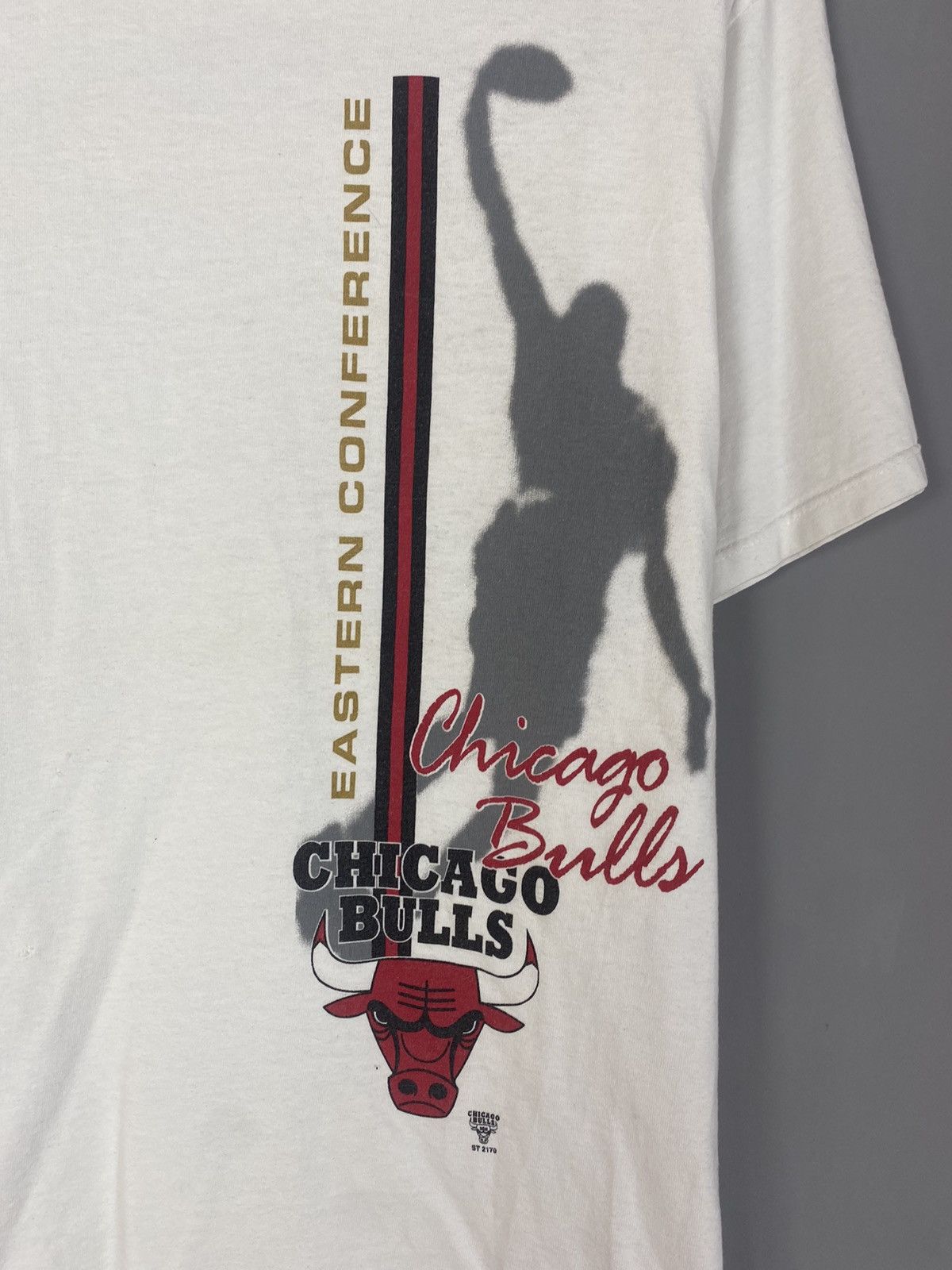NBA Vintage starter Chicago bulls tee T-shirt USA Size US L / EU 52-54 / 3 - 4 Thumbnail